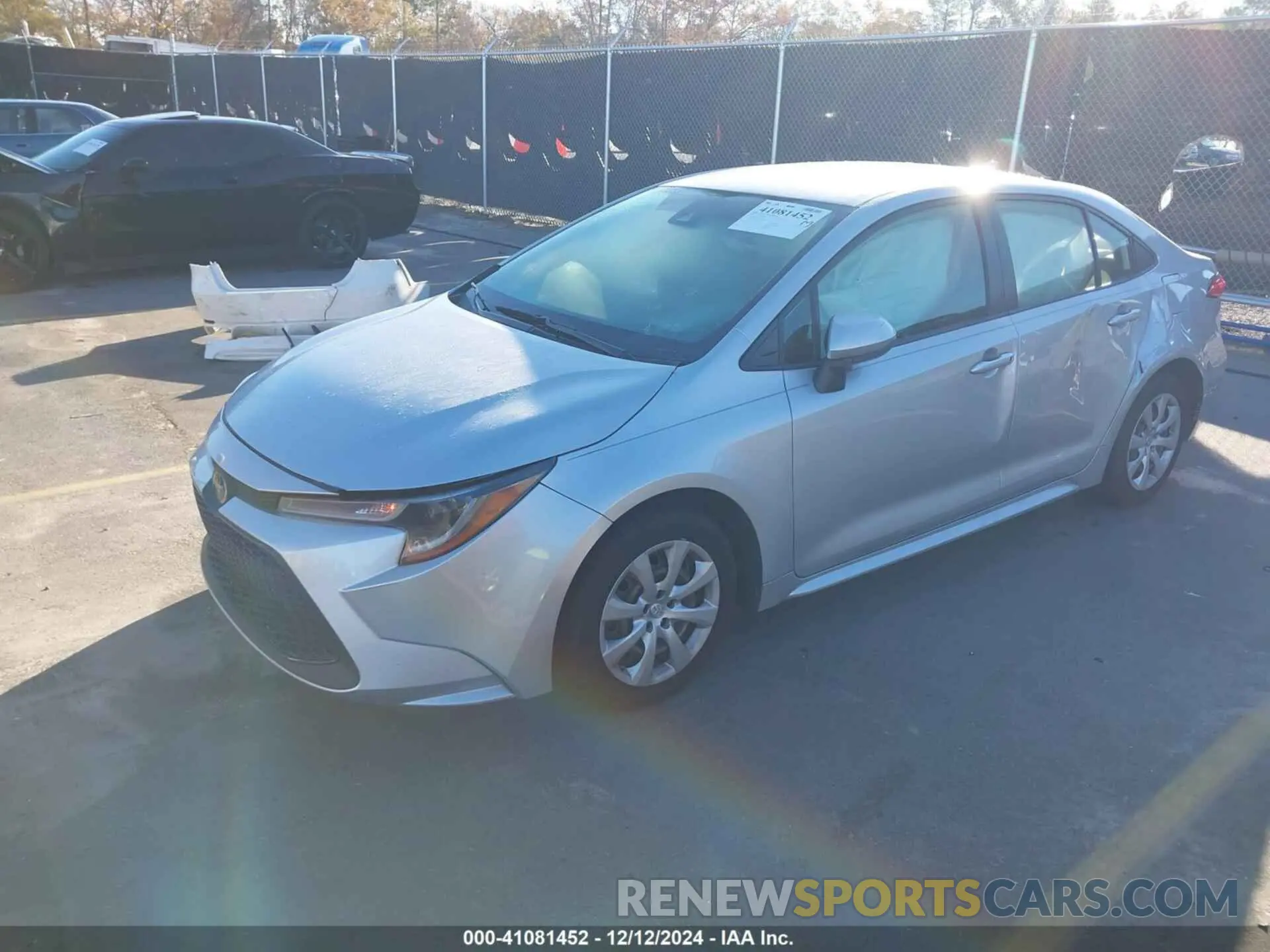 2 fotografías del automóvil dañado JTDEPRAE9LJ002277 TOYOTA COROLLA 2020