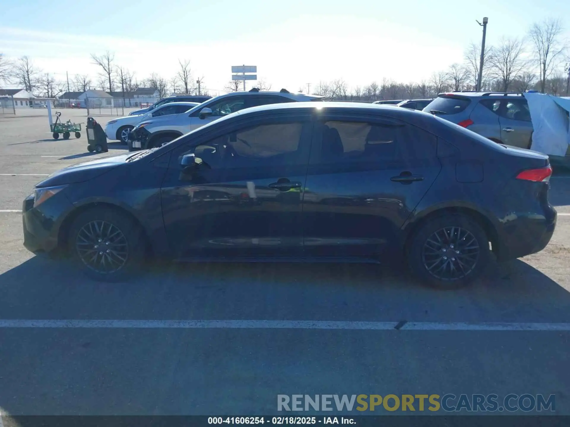 14 fotografías del automóvil dañado JTDEPRAE9LJ042357 TOYOTA COROLLA 2020