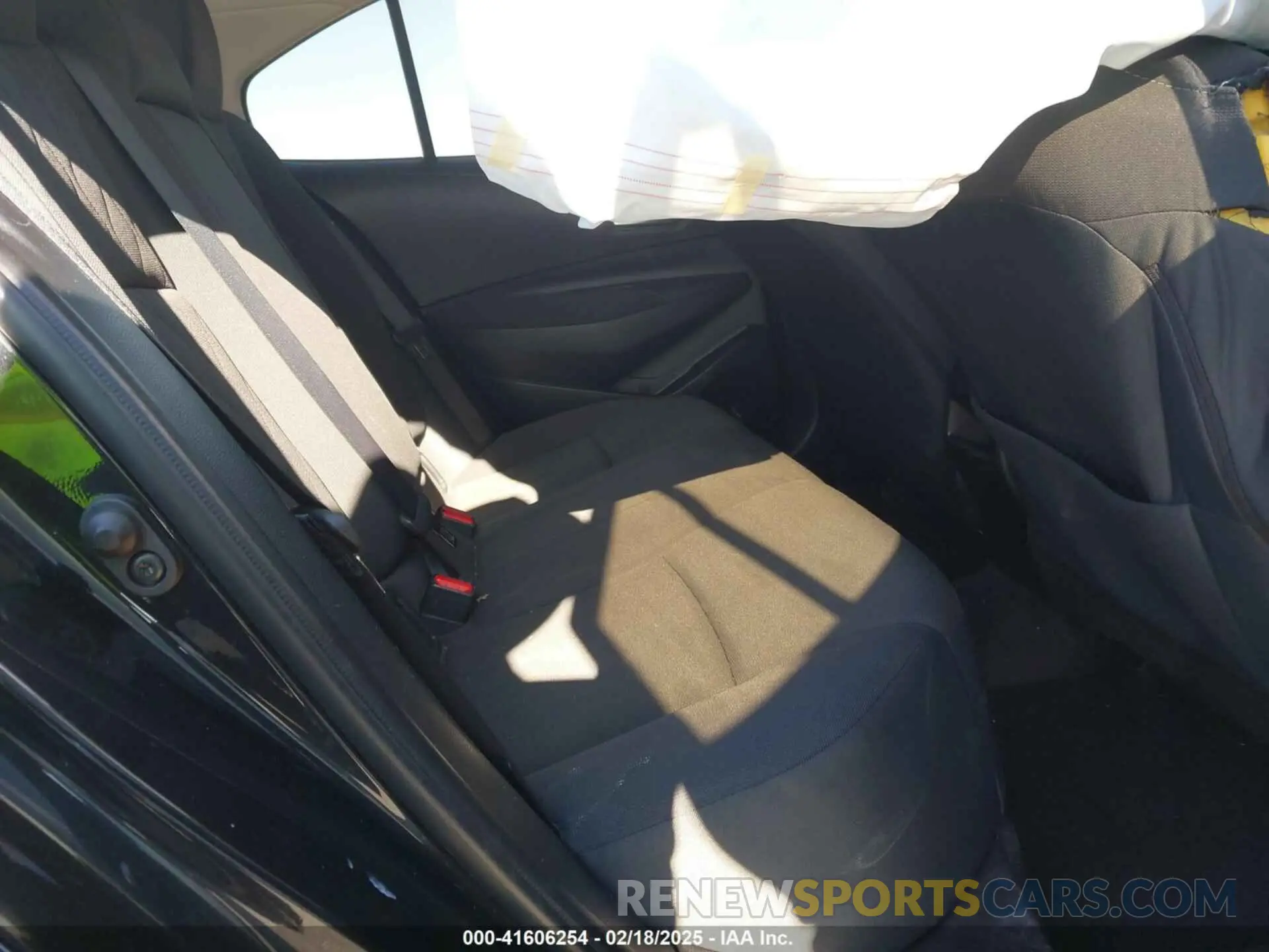 8 fotografías del automóvil dañado JTDEPRAE9LJ042357 TOYOTA COROLLA 2020