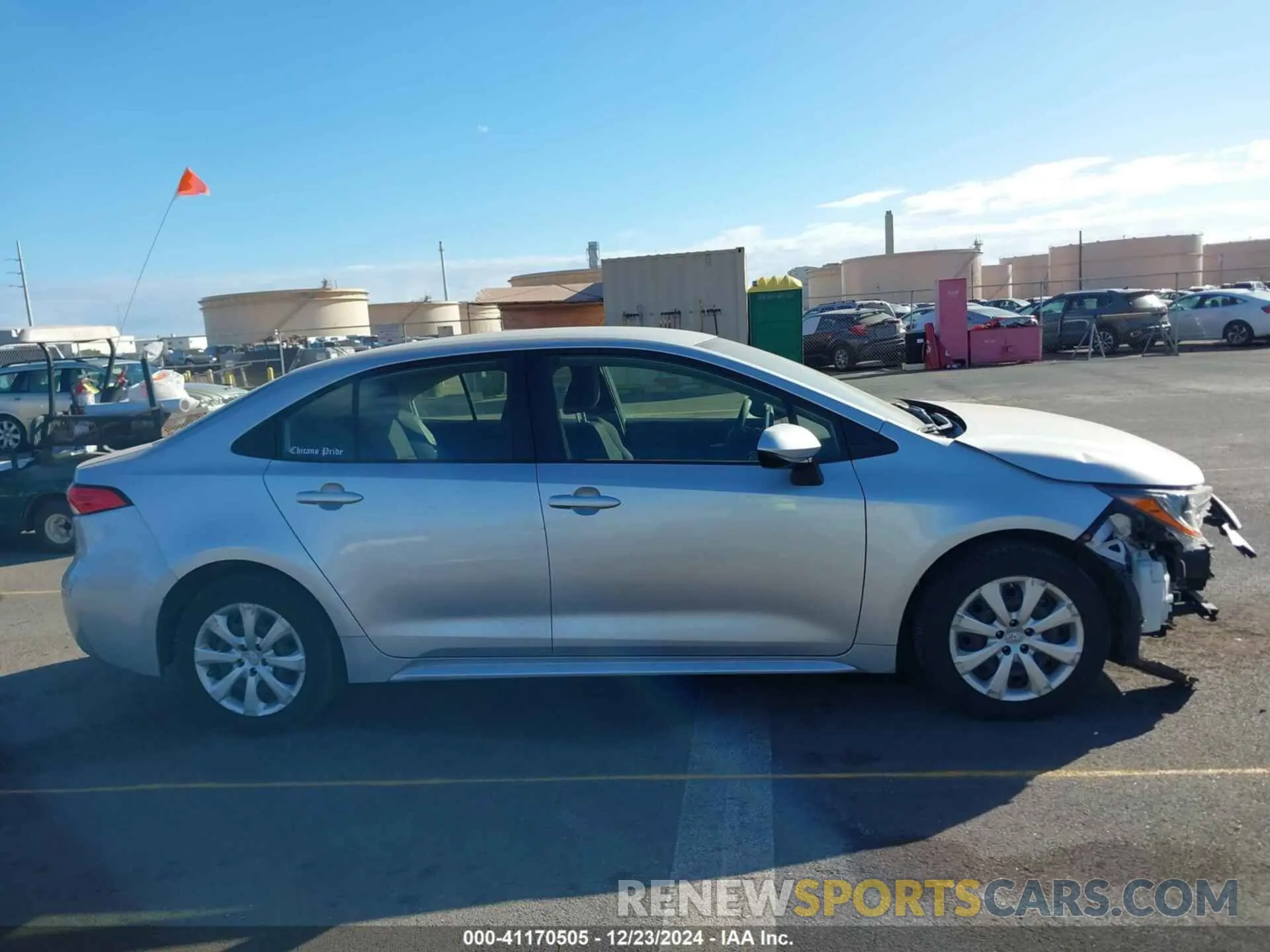 14 fotografías del automóvil dañado JTDEPRAE9LJ081188 TOYOTA COROLLA 2020