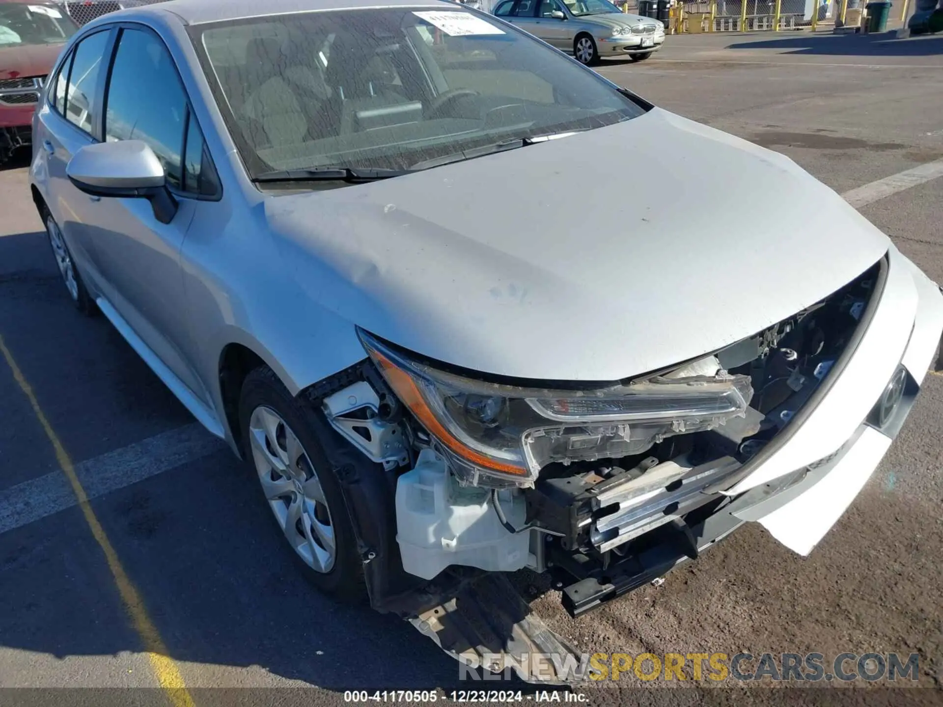 18 fotografías del automóvil dañado JTDEPRAE9LJ081188 TOYOTA COROLLA 2020