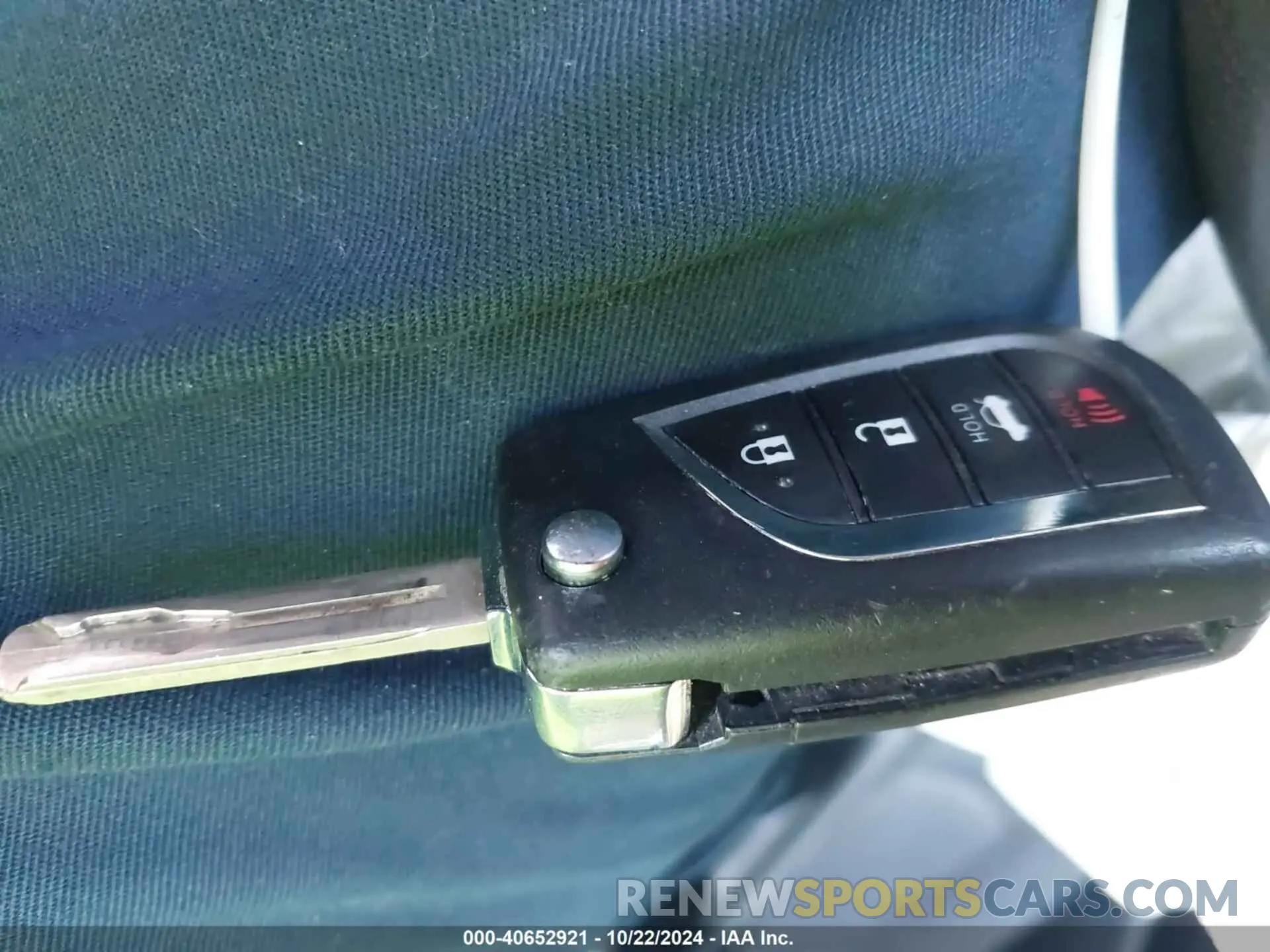 11 fotografías del automóvil dañado JTDEPRAE9LJ102895 TOYOTA COROLLA 2020