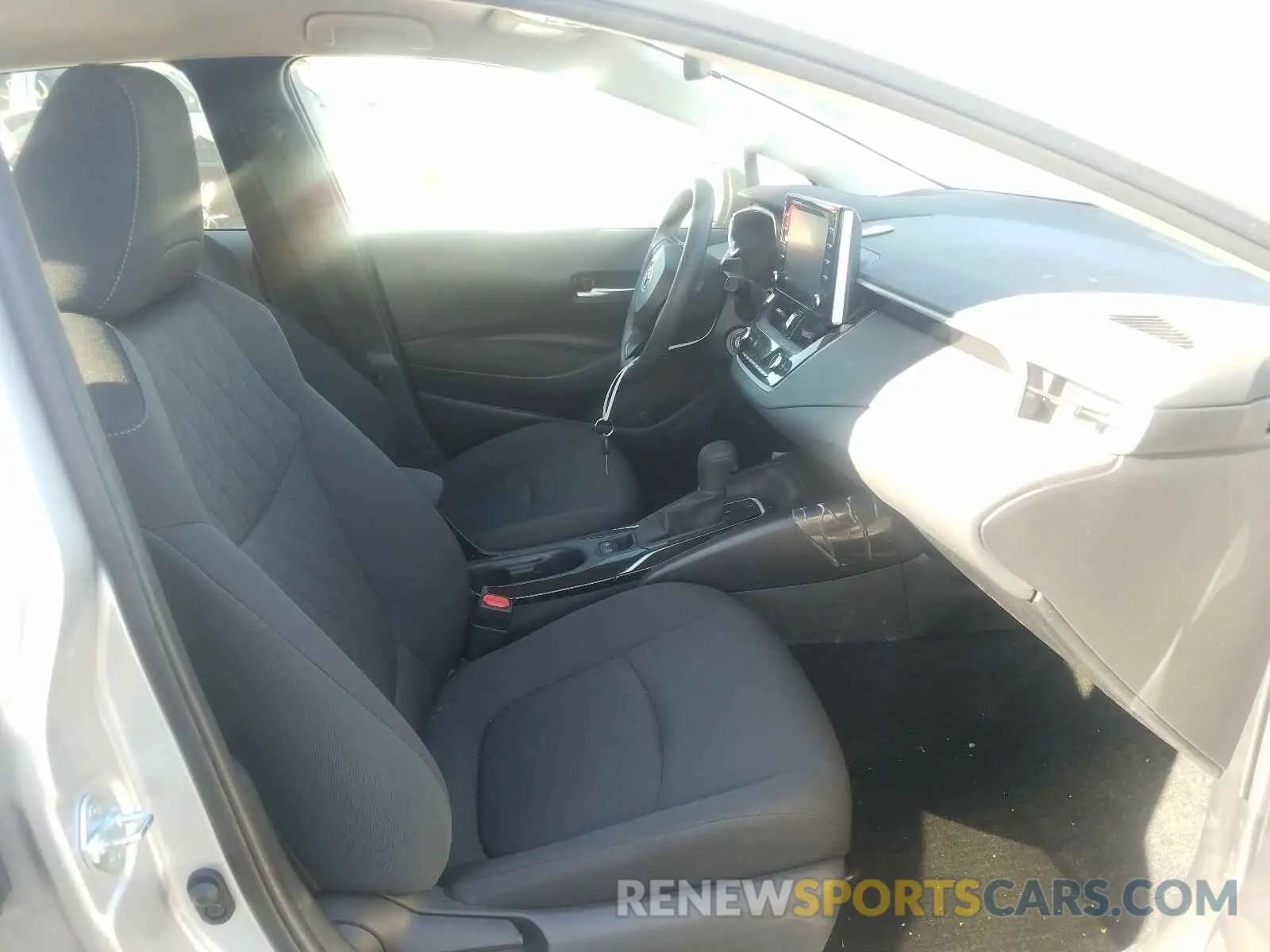 5 fotografías del automóvil dañado JTDEPRAEXLJ000912 TOYOTA COROLLA 2020