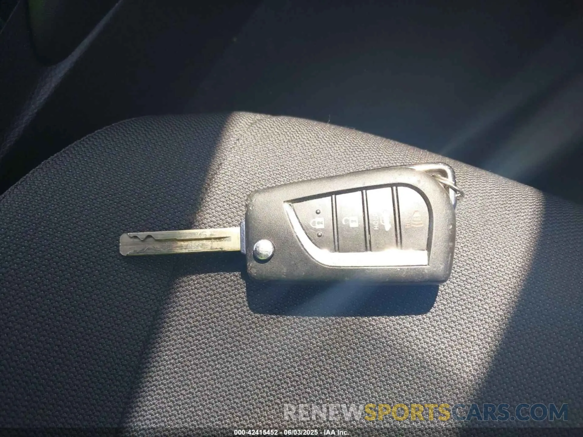 11 fotografías del automóvil dañado JTDEPRAEXLJ013918 TOYOTA COROLLA 2020