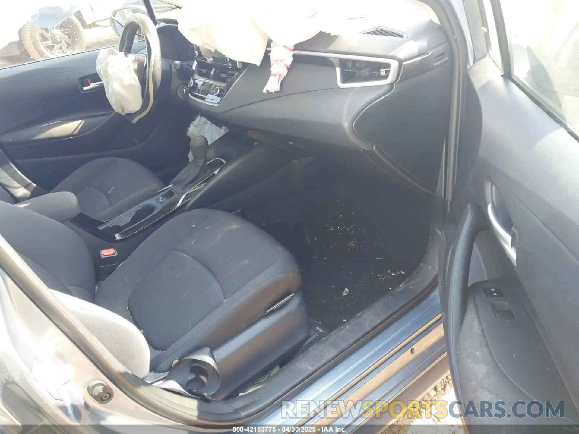 5 fotografías del automóvil dañado JTDEPRAEXLJ018939 TOYOTA COROLLA 2020