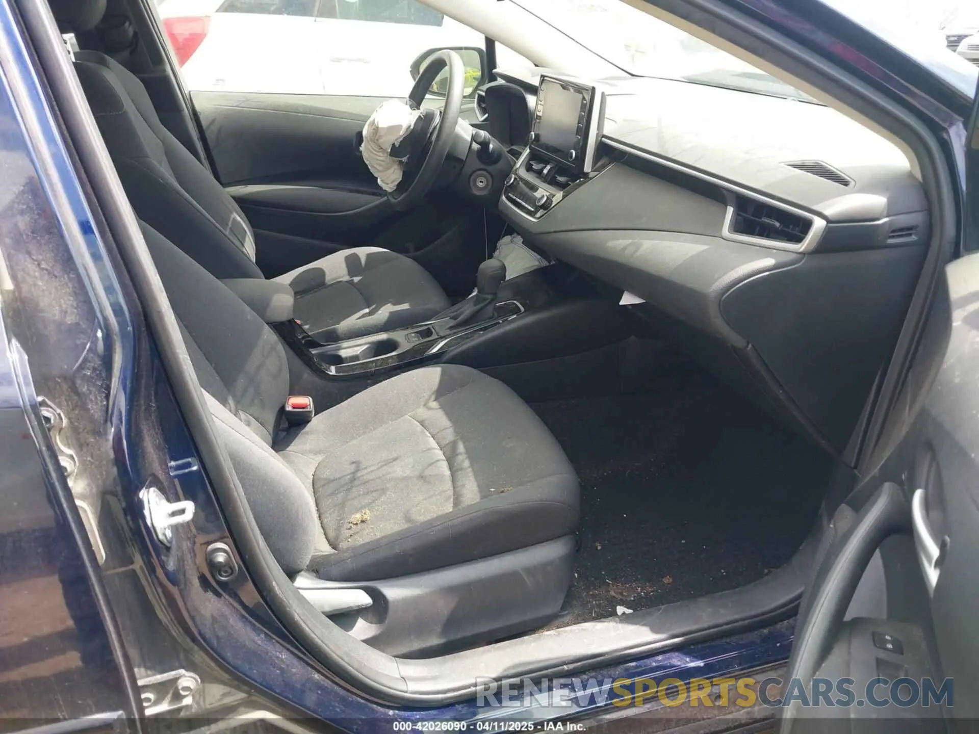5 fotografías del automóvil dañado JTDEPRAEXLJ021582 TOYOTA COROLLA 2020