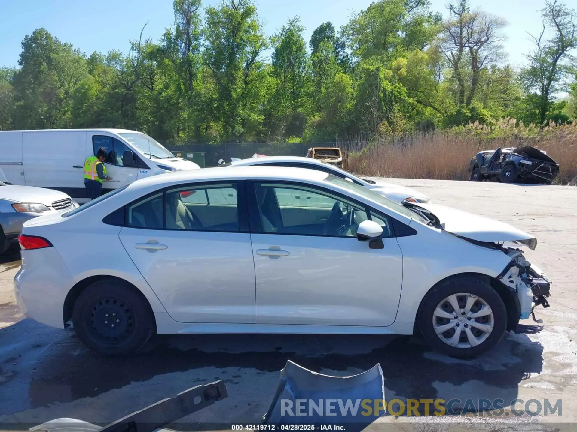 14 fotografías del automóvil dañado JTDEPRAEXLJ022781 TOYOTA COROLLA 2020