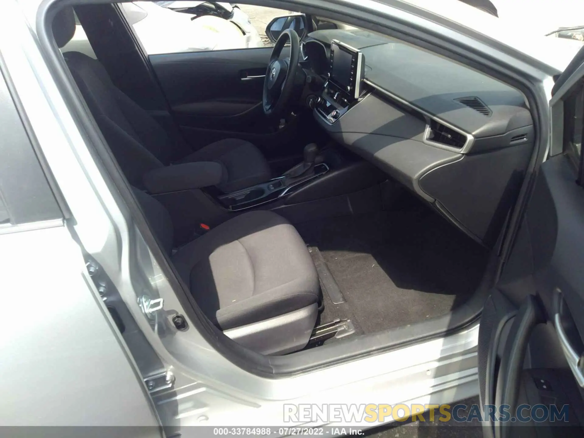 5 fotografías del automóvil dañado JTDEPRAEXLJ024563 TOYOTA COROLLA 2020