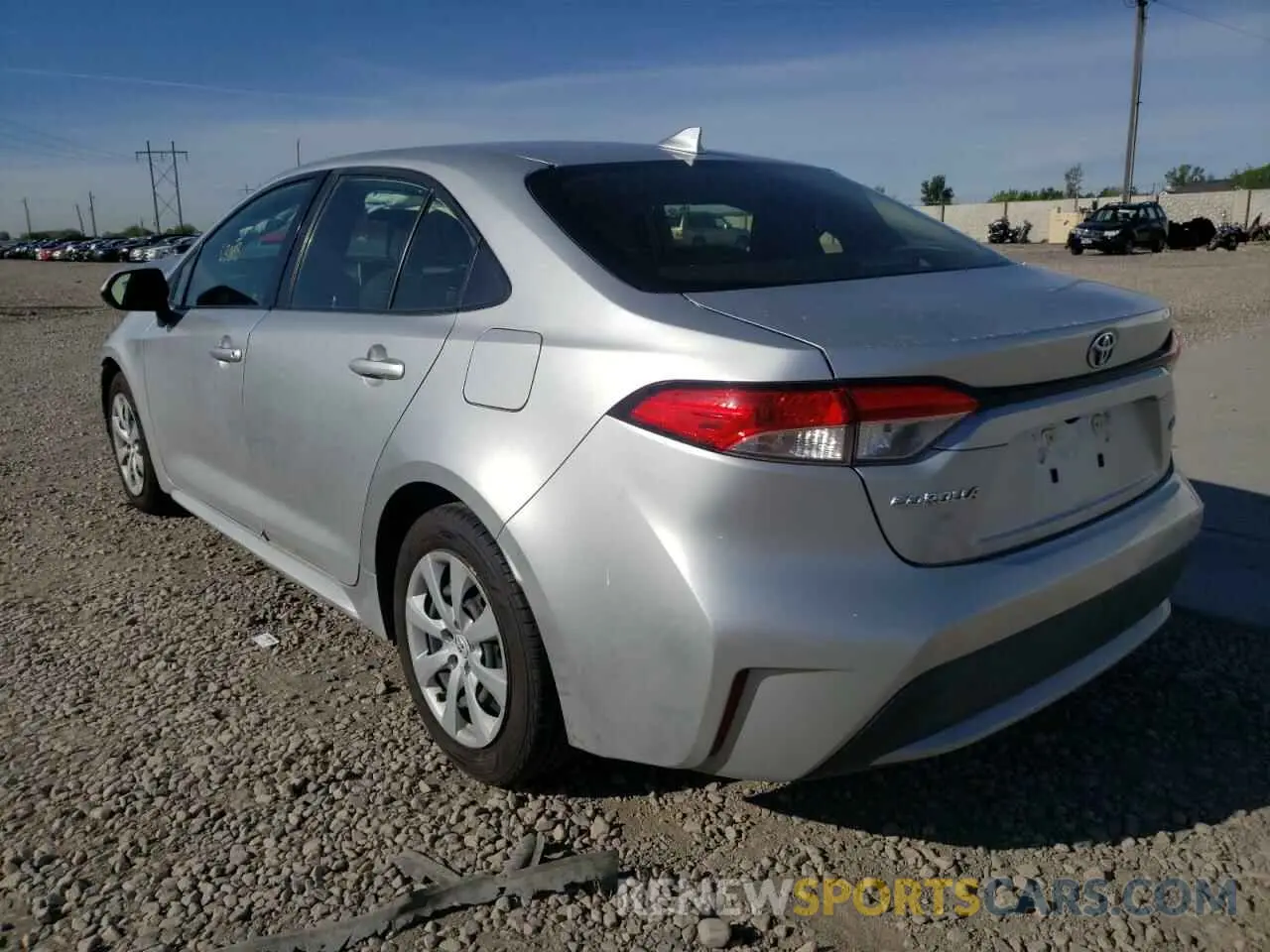 3 fotografías del automóvil dañado JTDEPRAEXLJ040911 TOYOTA COROLLA 2020