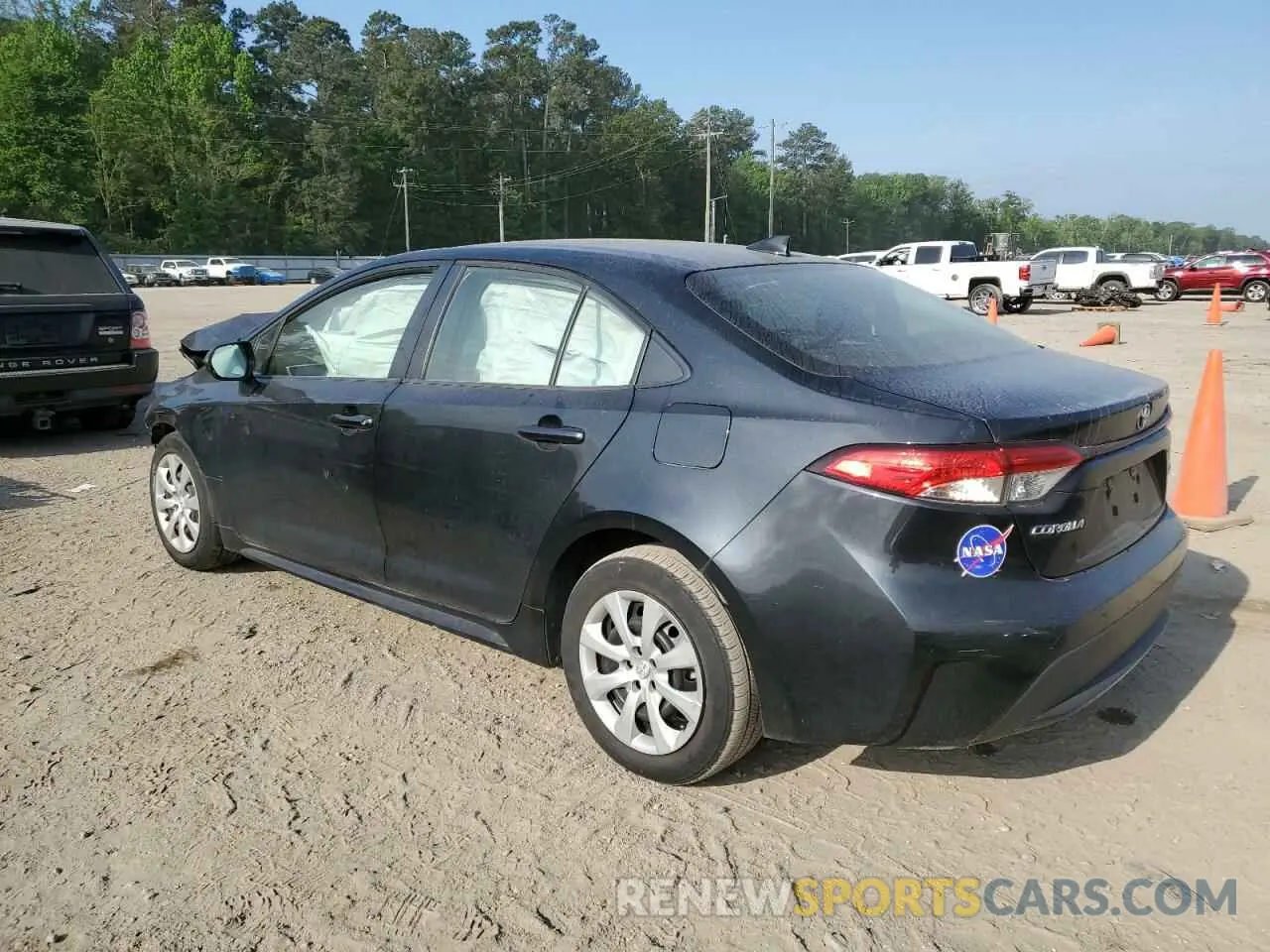 2 fotografías del automóvil dañado JTDEPRAEXLJ044621 TOYOTA COROLLA 2020