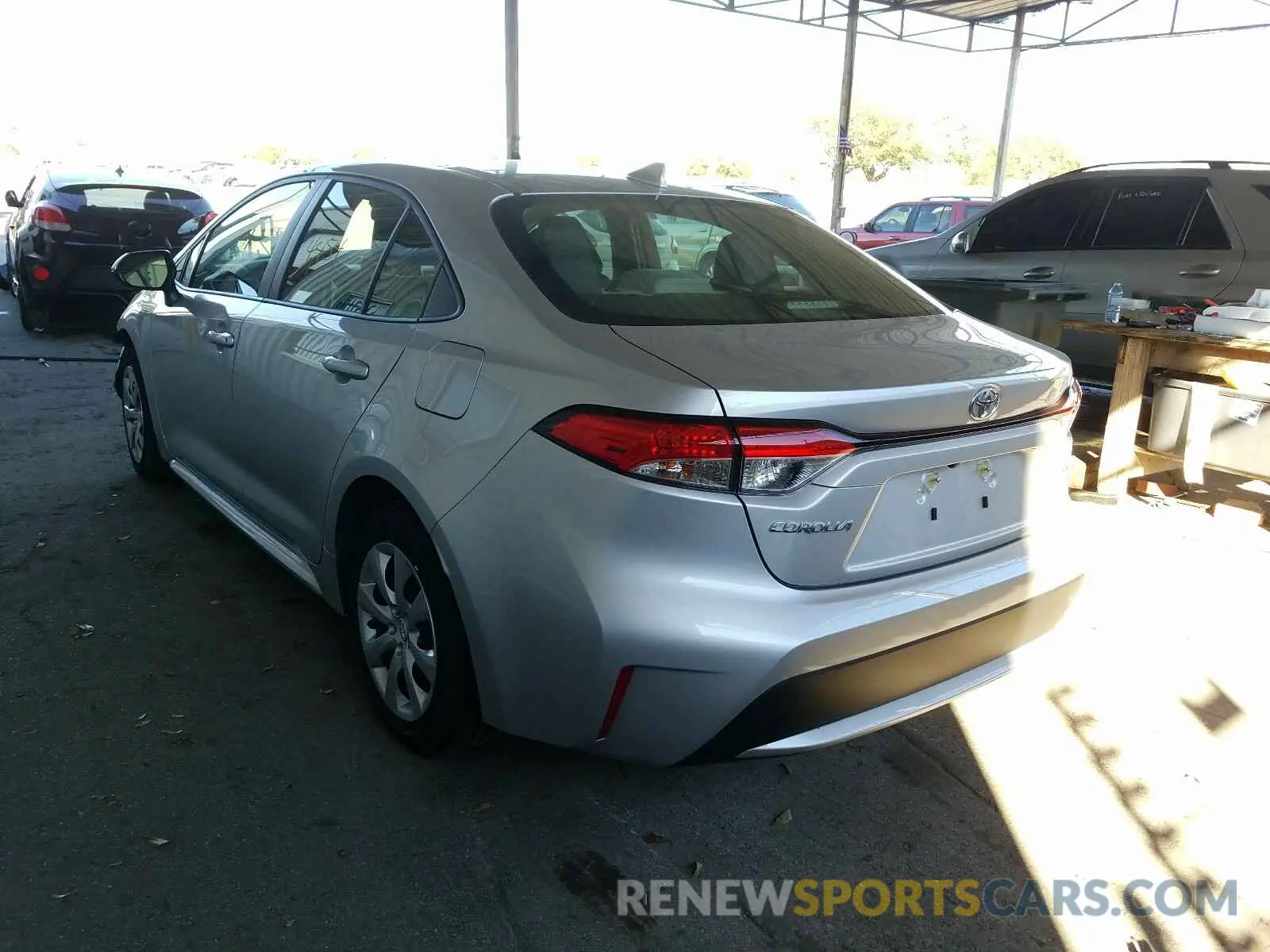 3 fotografías del automóvil dañado JTDEPRAEXLJ048166 TOYOTA COROLLA 2020