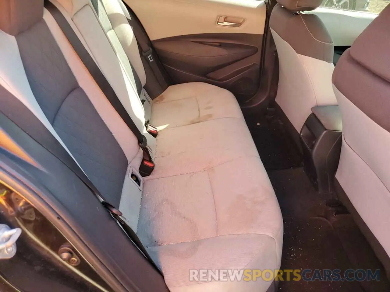 10 fotografías del automóvil dañado JTDEPRAEXLJ052539 TOYOTA COROLLA 2020