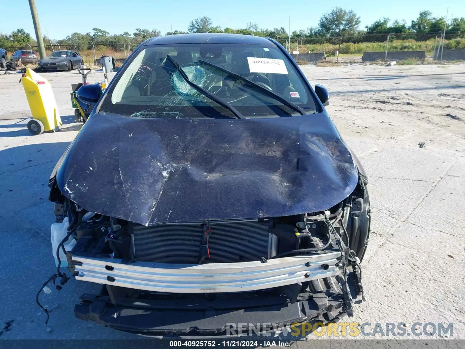 13 fotografías del automóvil dañado JTDEPRAEXLJ066876 TOYOTA COROLLA 2020