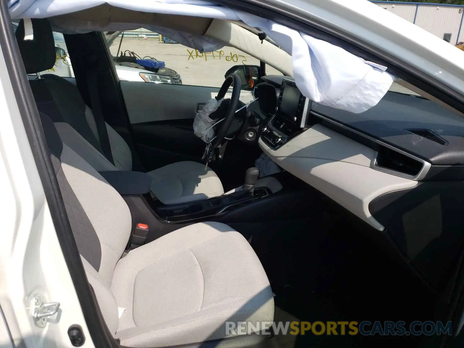 5 fotografías del automóvil dañado JTDEPRAEXLJ070023 TOYOTA COROLLA 2020