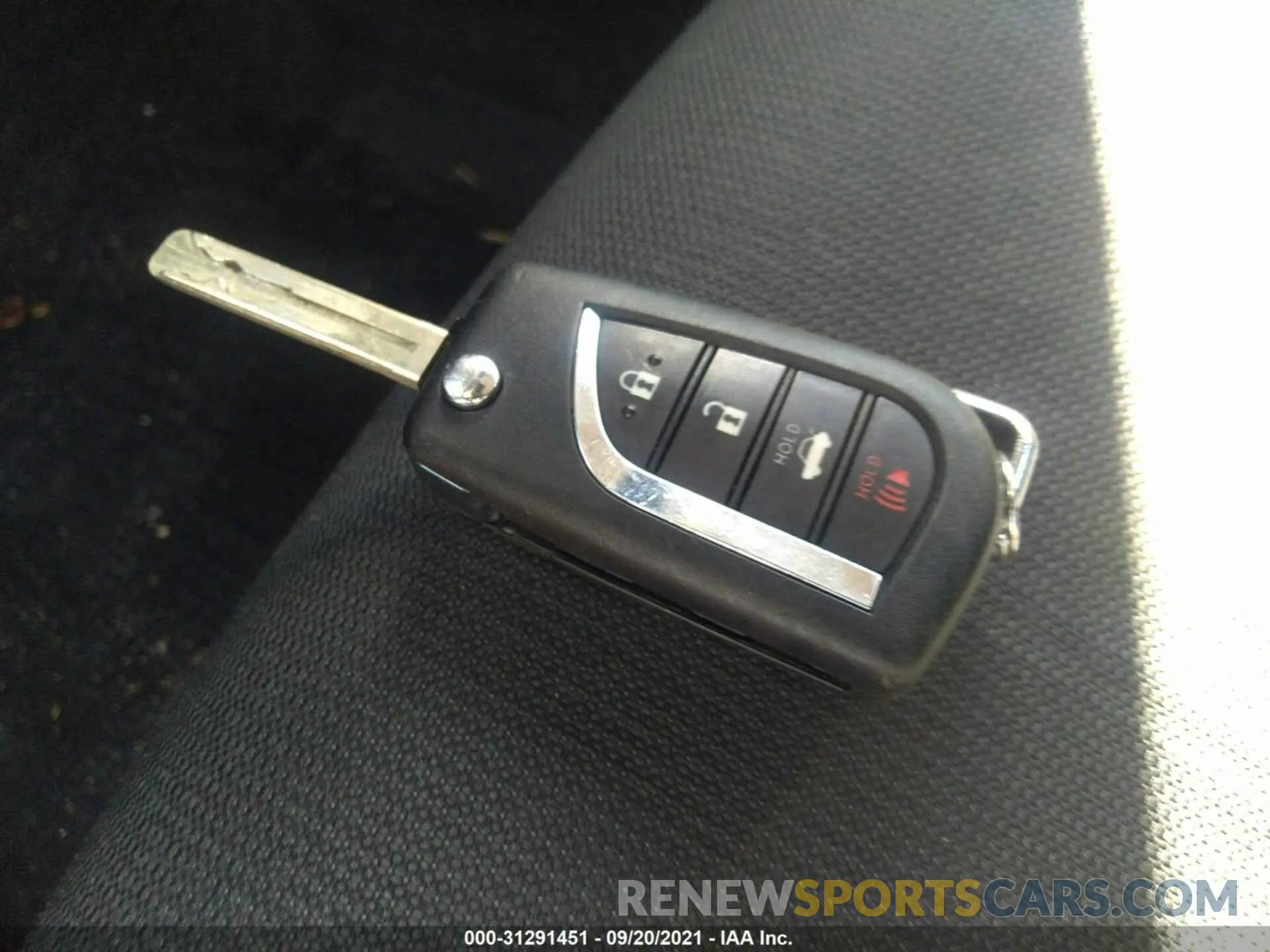 11 fotografías del automóvil dañado JTDEPRAEXLJ087775 TOYOTA COROLLA 2020