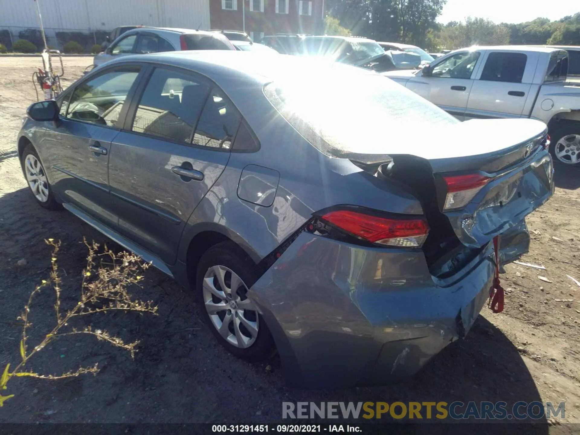 3 fotografías del automóvil dañado JTDEPRAEXLJ087775 TOYOTA COROLLA 2020