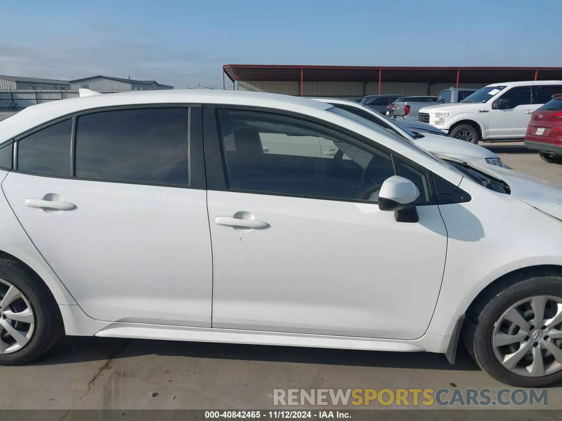 13 fotografías del automóvil dañado JTDEPRAEXLJ103330 TOYOTA COROLLA 2020
