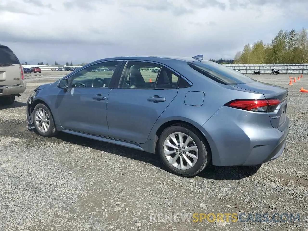 2 fotografías del automóvil dañado JTDFPRAE0LJ103096 TOYOTA COROLLA 2020
