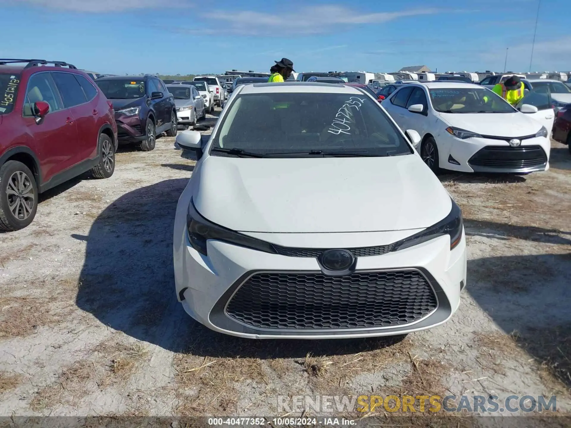 12 fotografías del automóvil dañado JTDFPRAE8LJ030253 TOYOTA COROLLA 2020