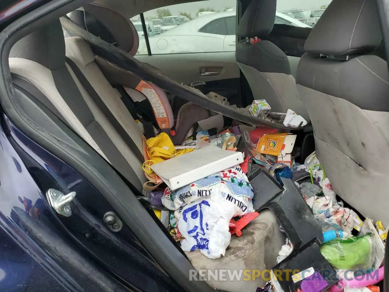 10 fotografías del automóvil dañado JTDHPRAE9LJ001319 TOYOTA COROLLA 2020