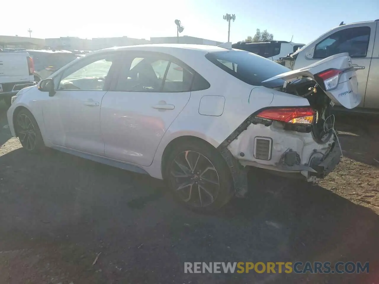 2 fotografías del automóvil dañado JTDP4RCE8LJ032742 TOYOTA COROLLA 2020