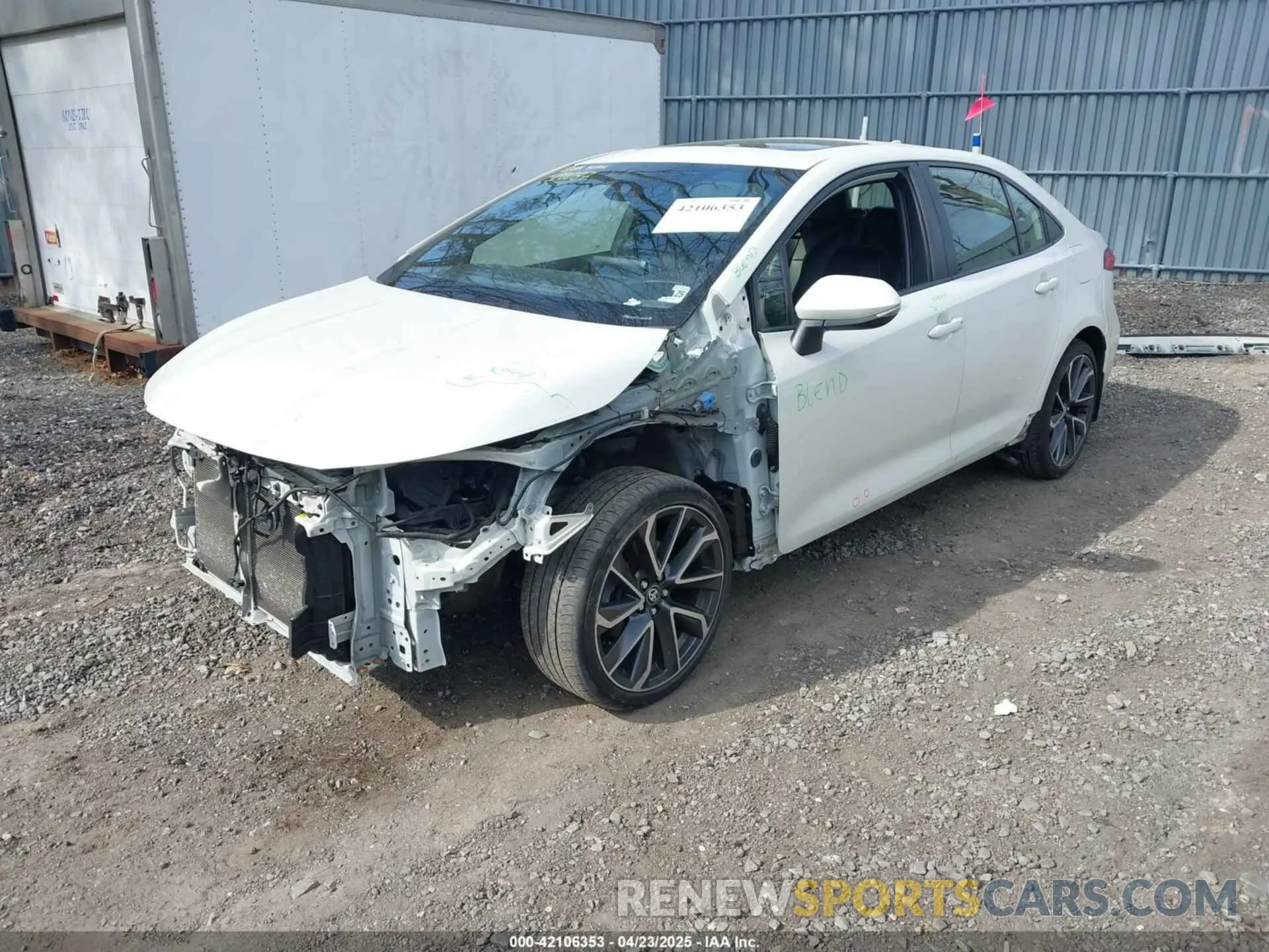 2 fotografías del automóvil dañado JTDP4RCE9LJ000933 TOYOTA COROLLA 2020