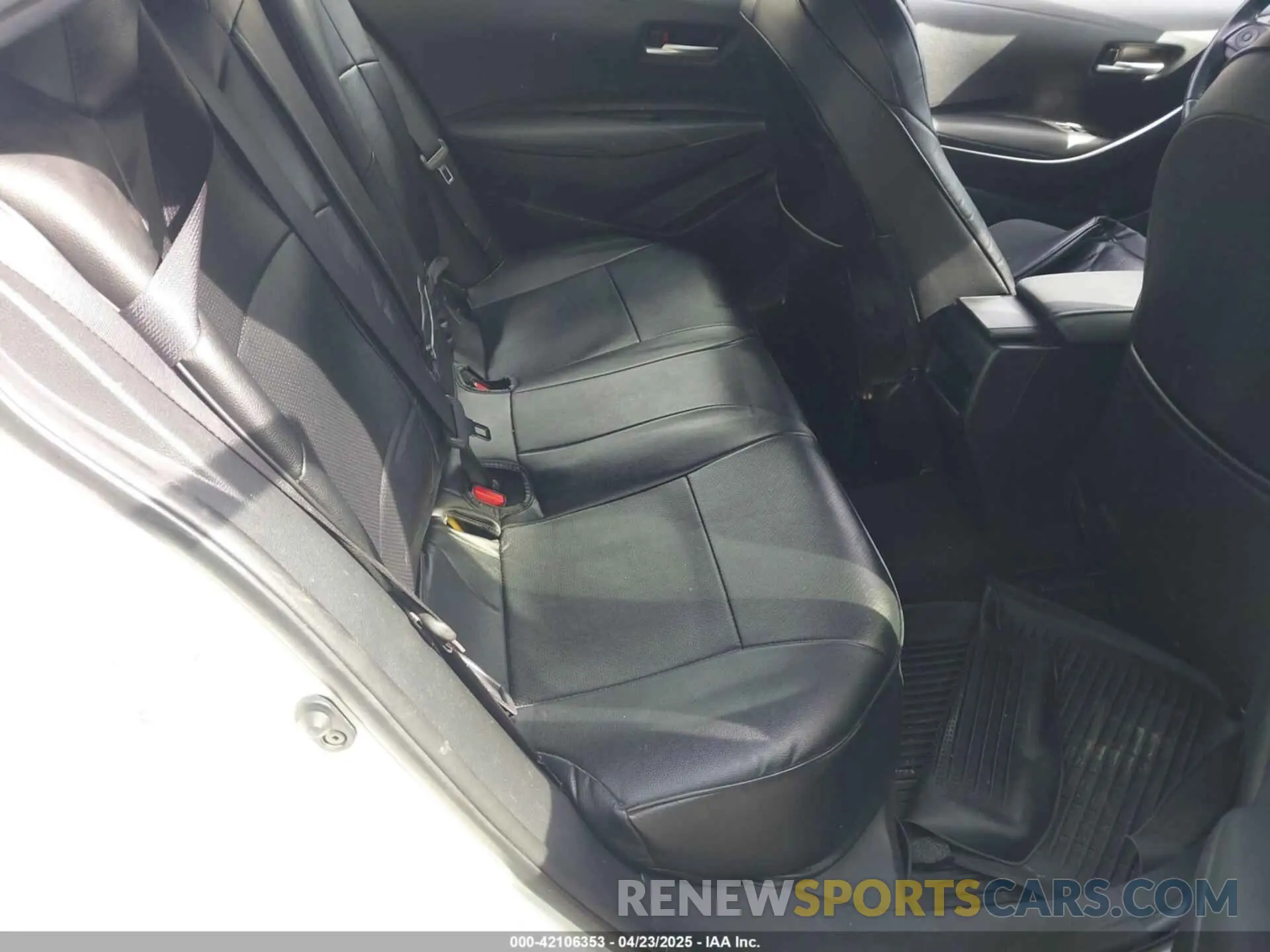 8 fotografías del automóvil dañado JTDP4RCE9LJ000933 TOYOTA COROLLA 2020
