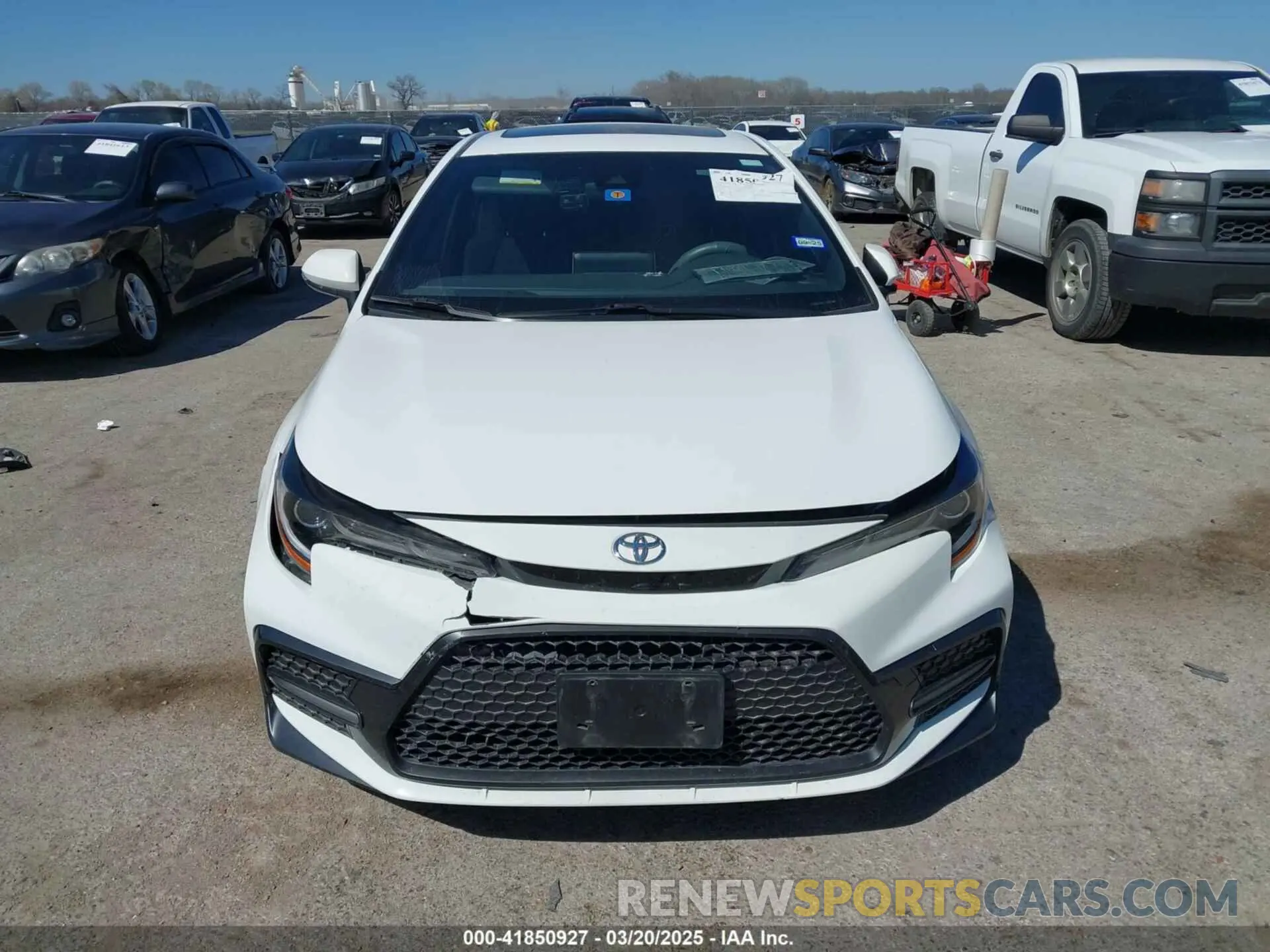 12 fotografías del automóvil dañado JTDP4RCE9LJ013763 TOYOTA COROLLA 2020