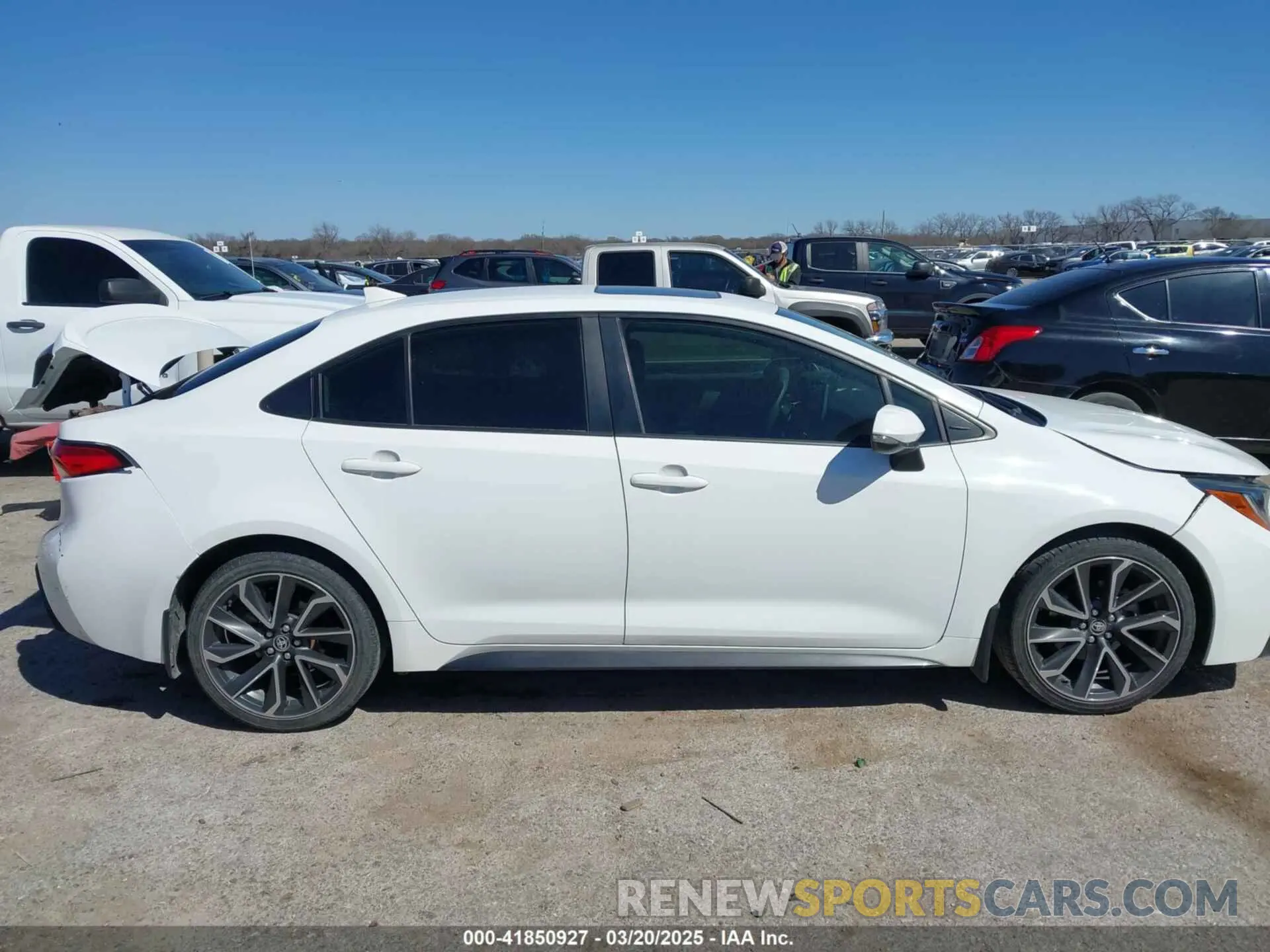 13 fotografías del automóvil dañado JTDP4RCE9LJ013763 TOYOTA COROLLA 2020