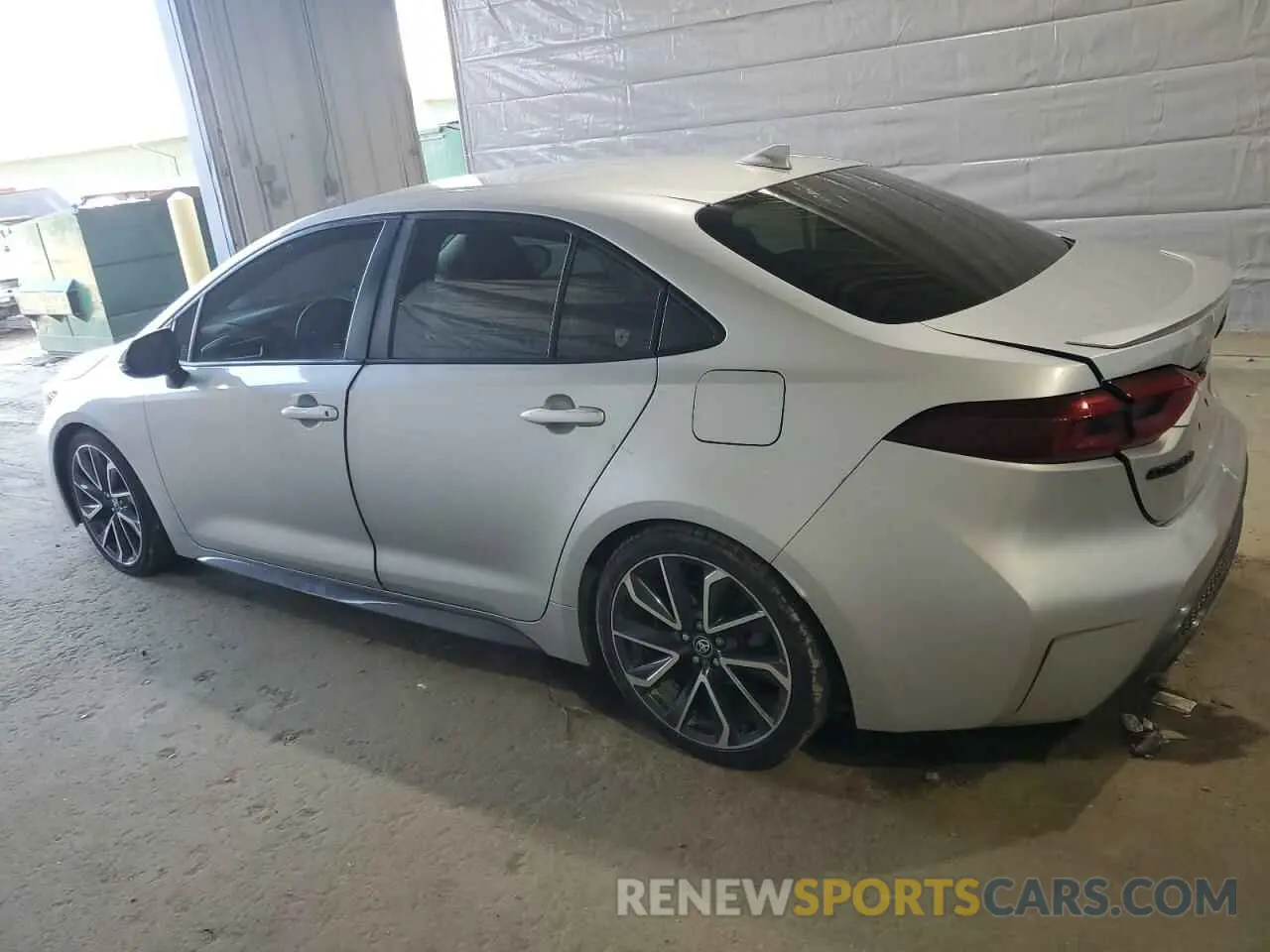 2 fotografías del automóvil dañado JTDS4RCE0LJ006498 TOYOTA COROLLA 2020