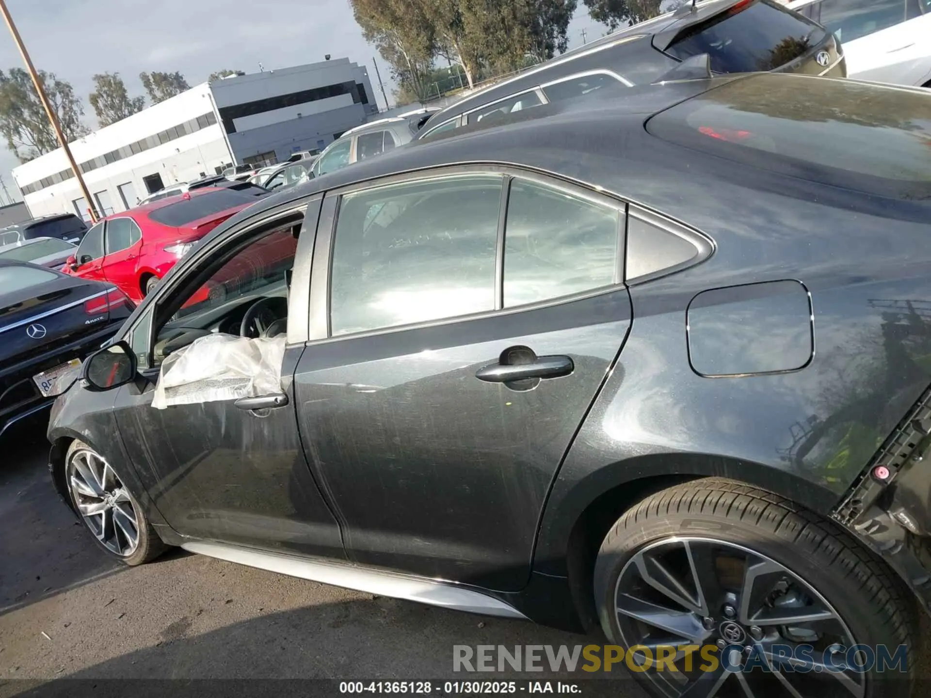 14 fotografías del automóvil dañado JTDS4RCE0LJ020661 TOYOTA COROLLA 2020