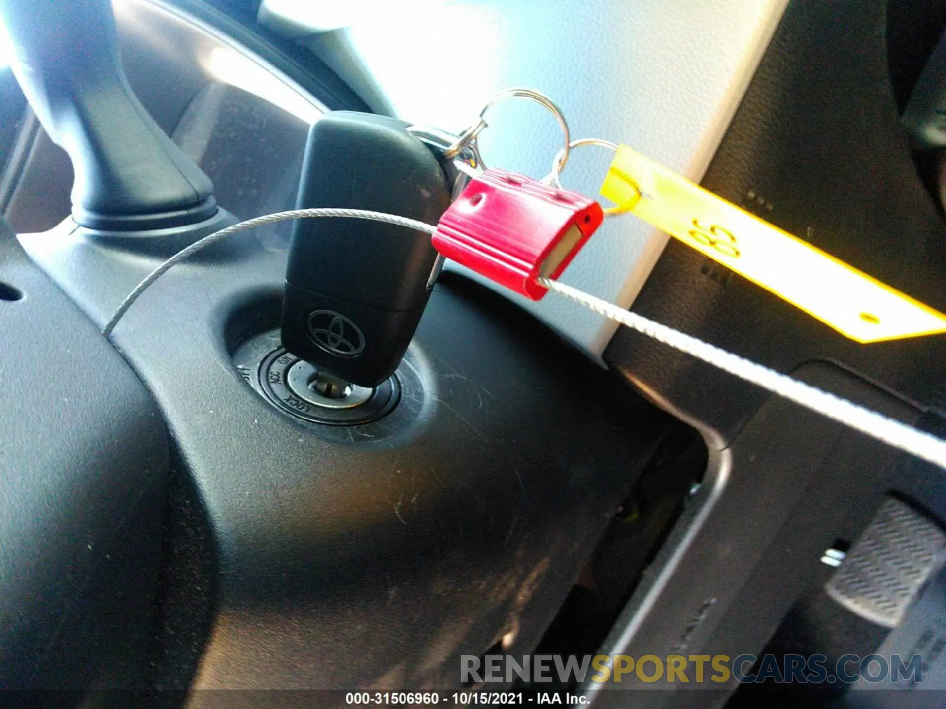 11 fotografías del automóvil dañado JTDS4RCE0LJ053045 TOYOTA COROLLA 2020