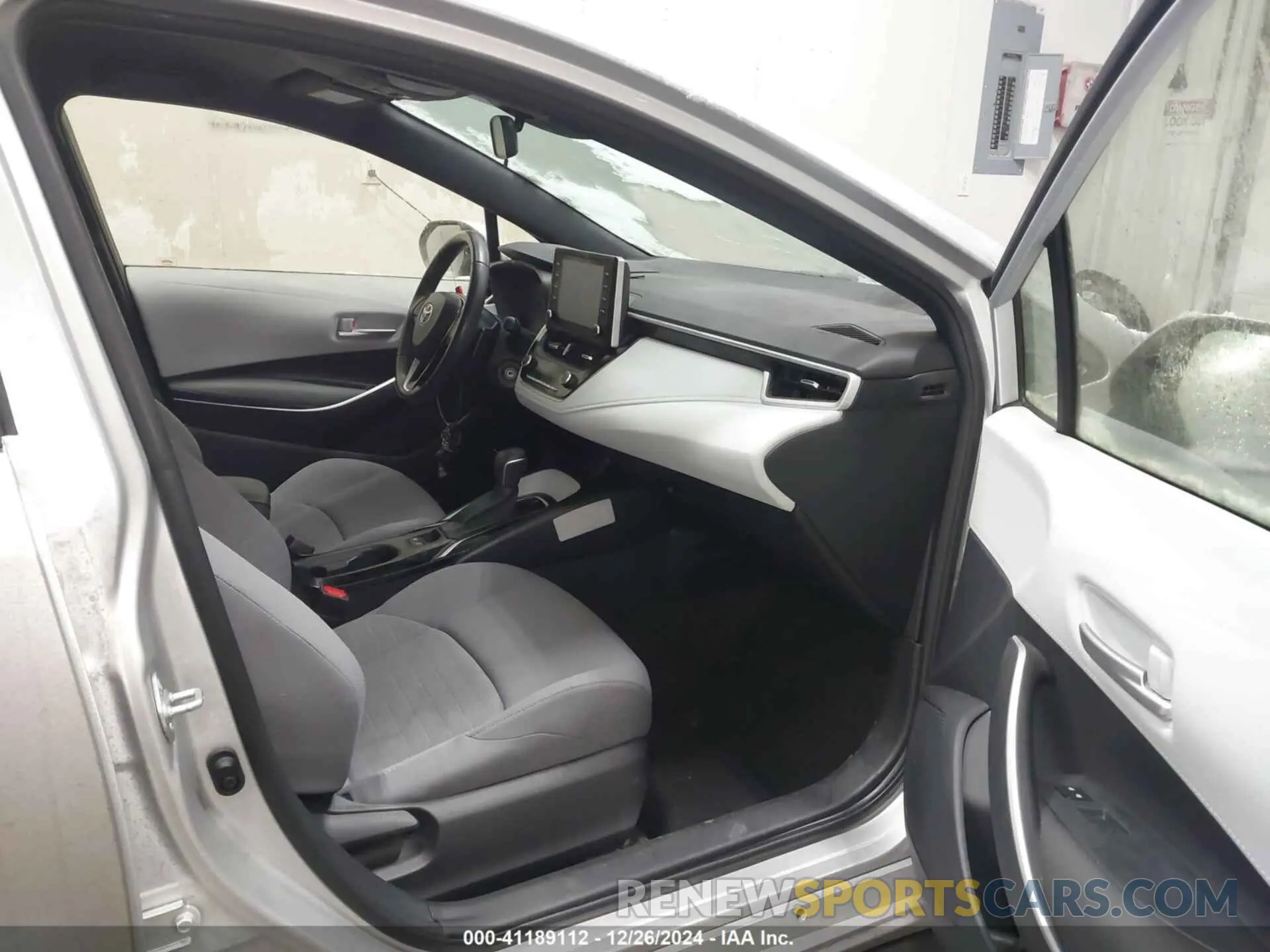 5 fotografías del automóvil dañado JTDS4RCE1LJ022807 TOYOTA COROLLA 2020