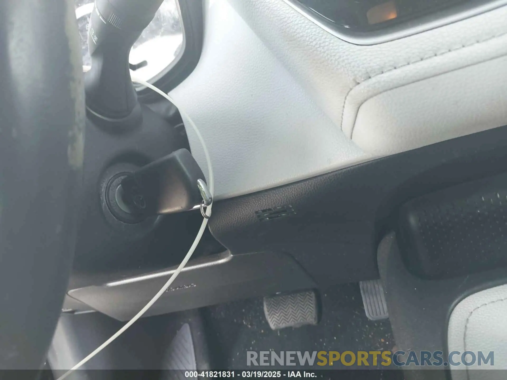 11 fotografías del automóvil dañado JTDS4RCE2LJ024338 TOYOTA COROLLA 2020