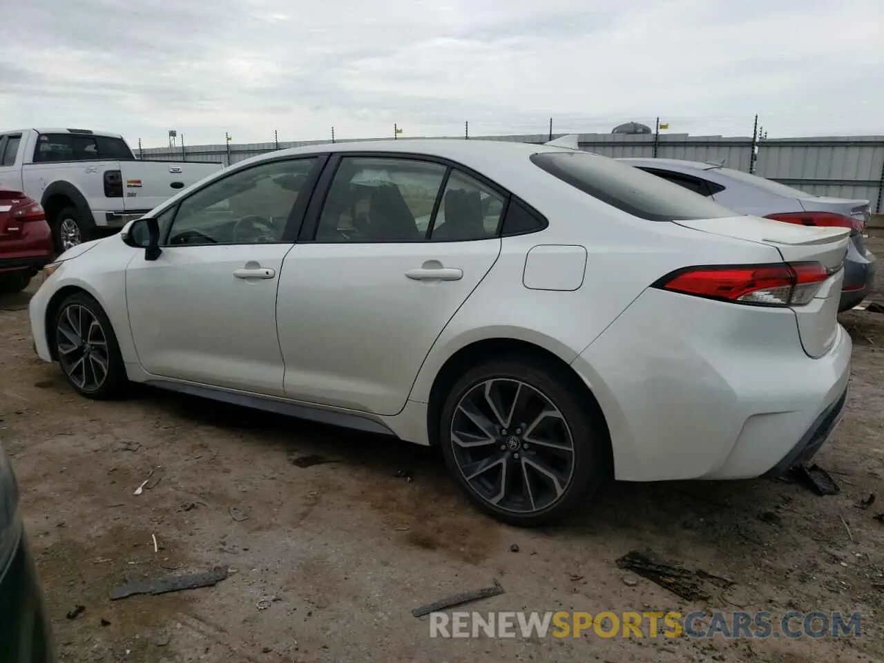 2 fotografías del automóvil dañado JTDS4RCE2LJ039681 TOYOTA COROLLA 2020