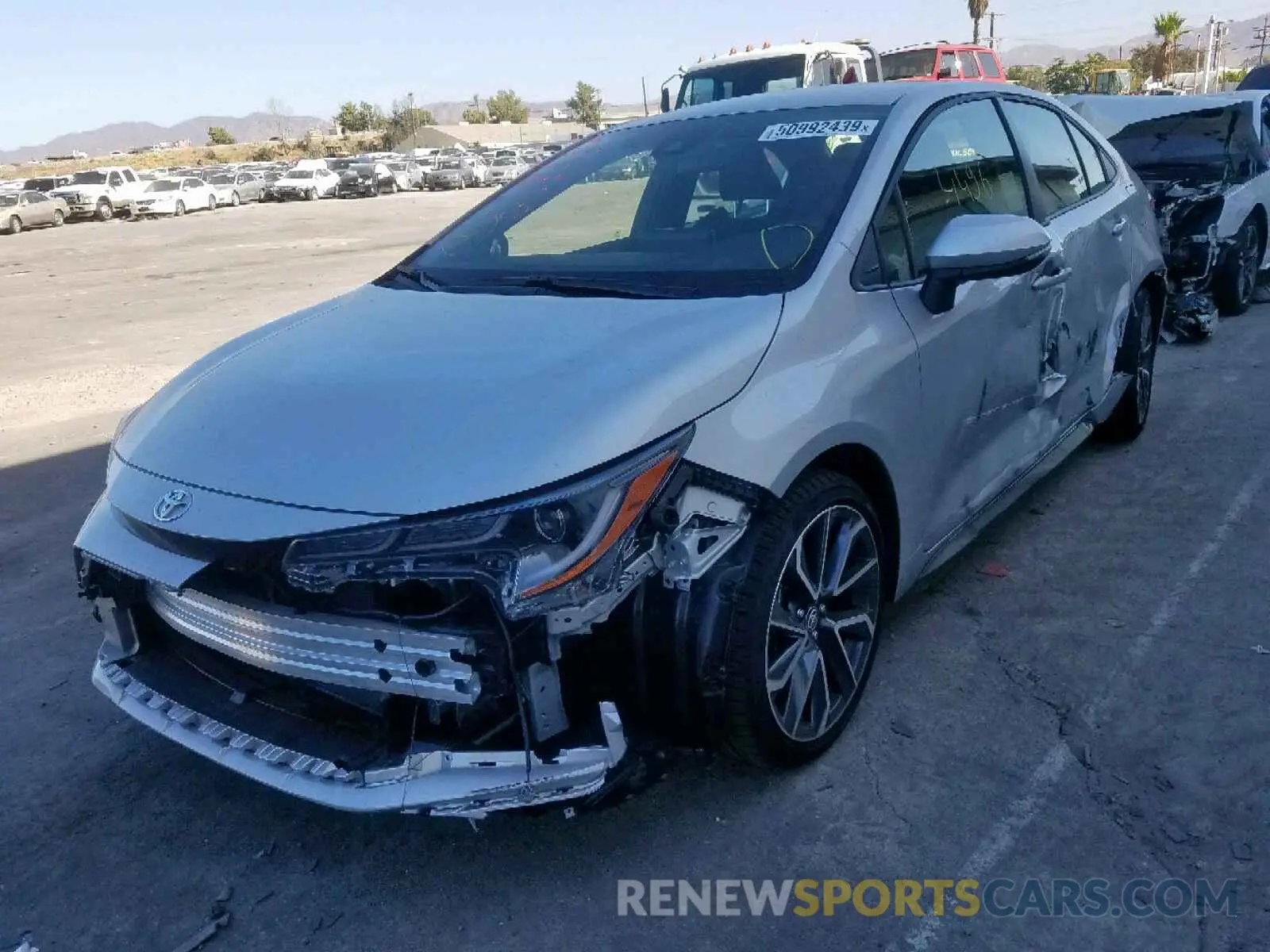 2 fotografías del automóvil dañado JTDS4RCE3LJ020041 TOYOTA COROLLA 2020