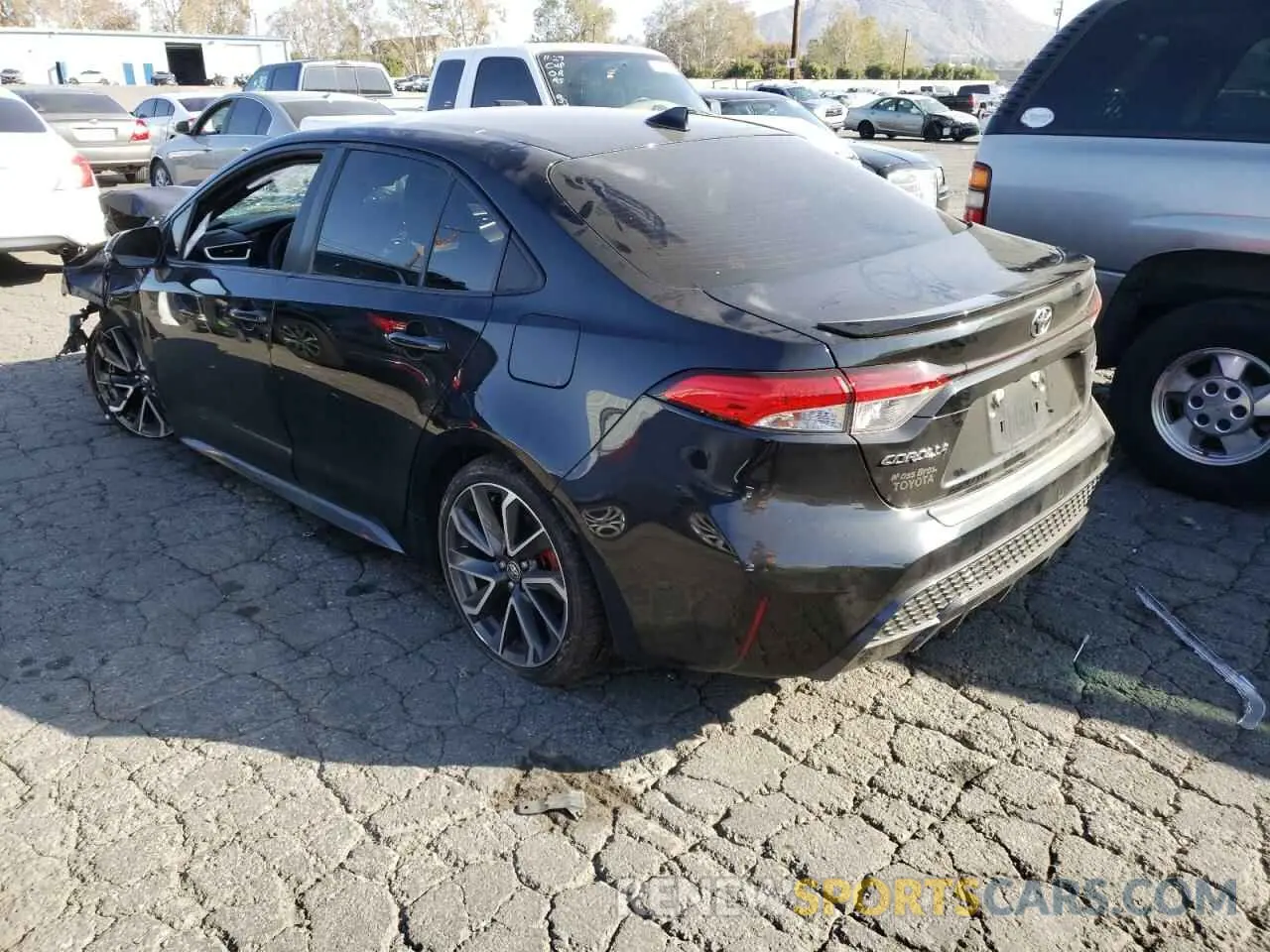 2 fotografías del automóvil dañado JTDS4RCE3LJ038099 TOYOTA COROLLA 2020