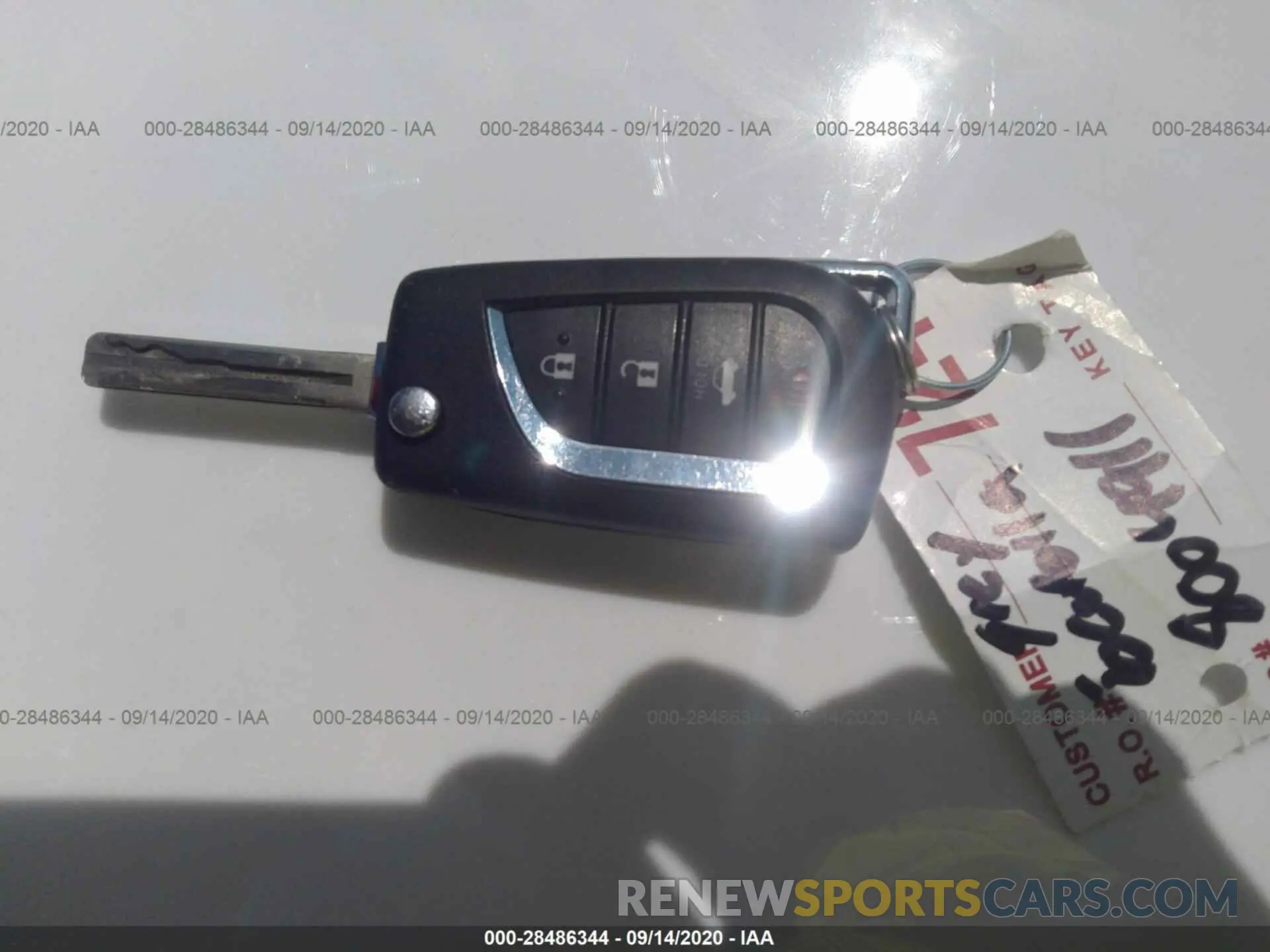 11 fotografías del automóvil dañado JTDS4RCE4LJ001353 TOYOTA COROLLA 2020