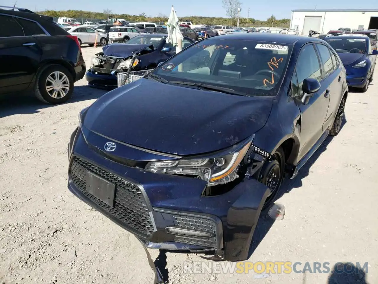2 fotografías del automóvil dañado JTDS4RCE4LJ004589 TOYOTA COROLLA 2020