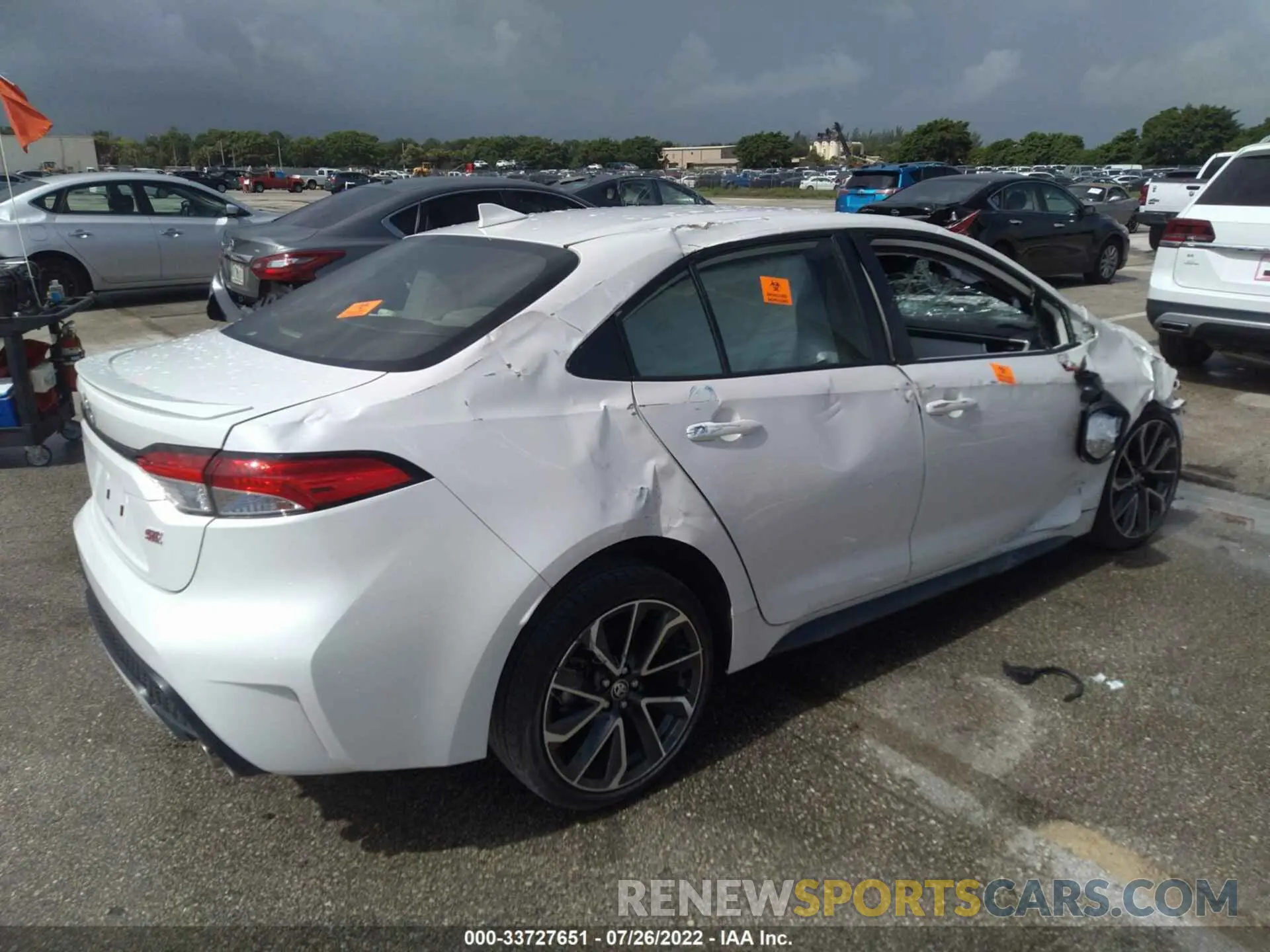 4 fotografías del automóvil dañado JTDS4RCE4LJ008609 TOYOTA COROLLA 2020