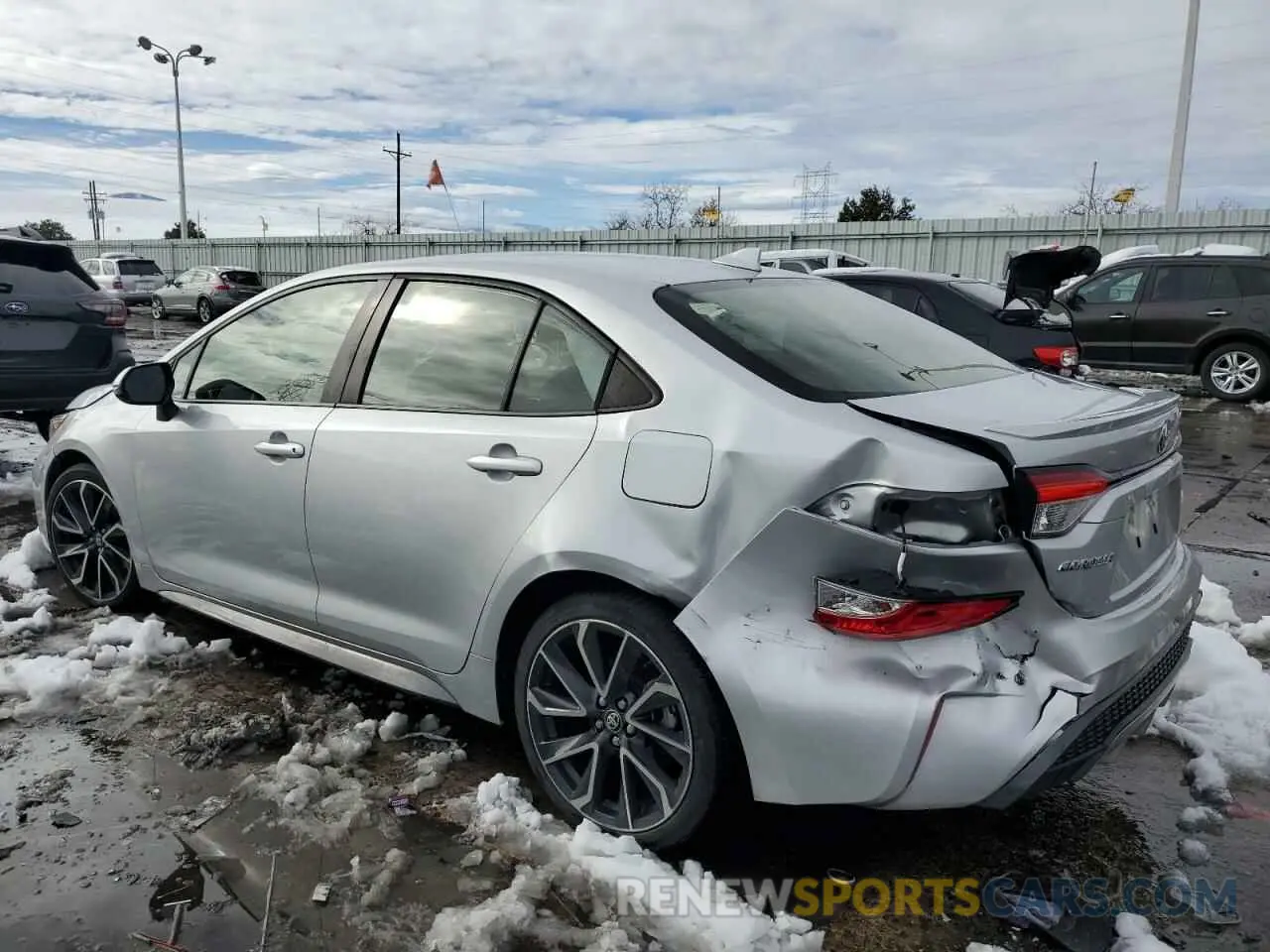 2 fotografías del automóvil dañado JTDS4RCE4LJ023210 TOYOTA COROLLA 2020