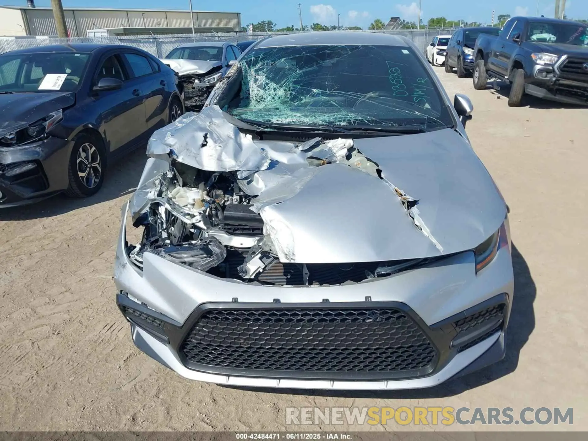 12 fotografías del automóvil dañado JTDS4RCE4LJ035227 TOYOTA COROLLA 2020