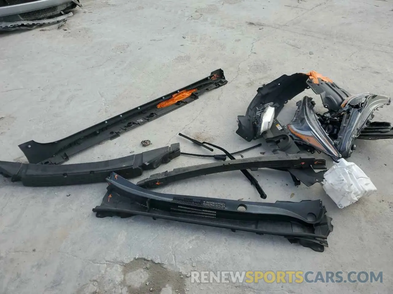 12 fotografías del automóvil dañado JTDS4RCE5LJ003161 TOYOTA COROLLA 2020