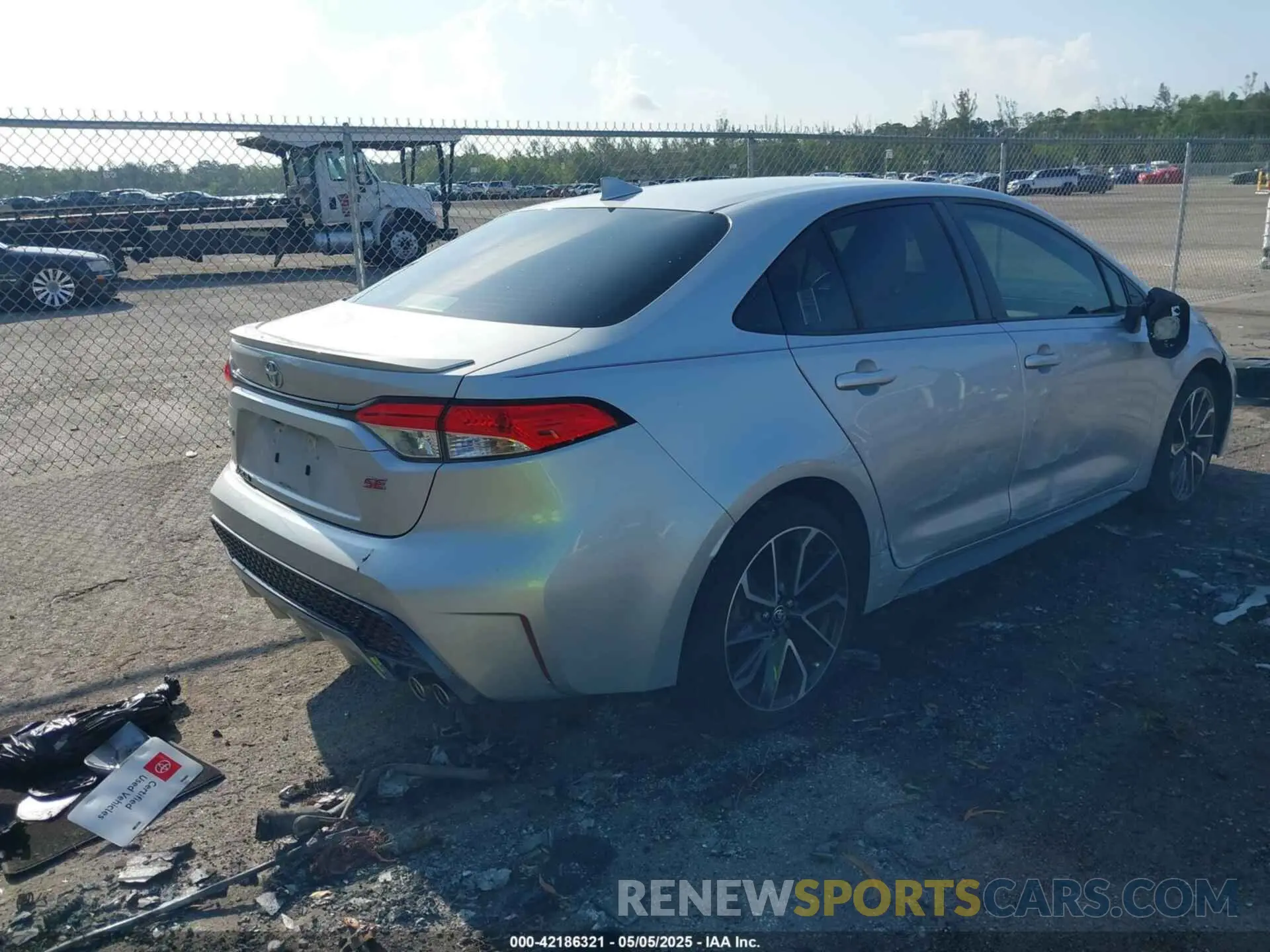 4 fotografías del automóvil dañado JTDS4RCE5LJ022101 TOYOTA COROLLA 2020