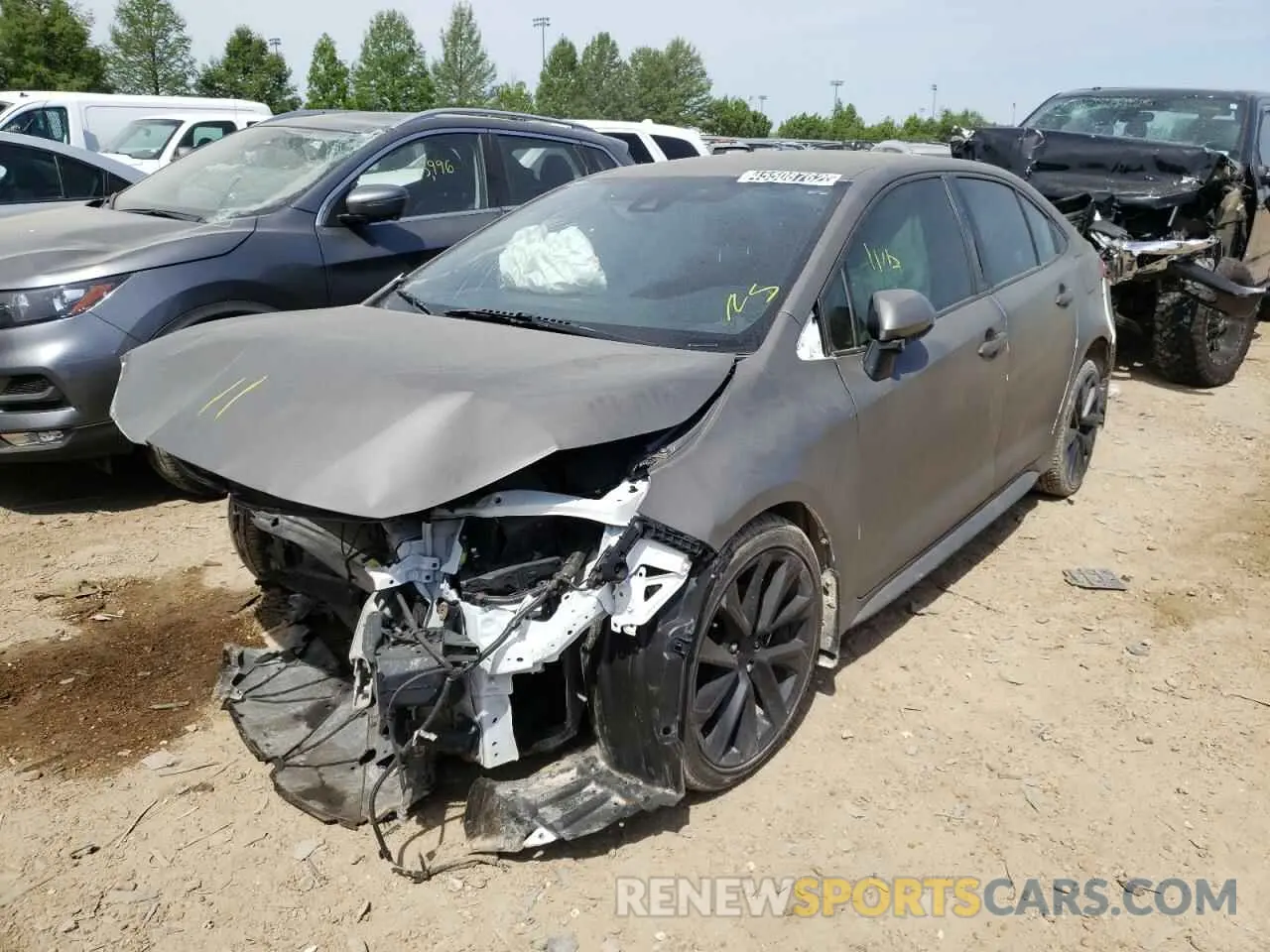 2 fotografías del automóvil dañado JTDS4RCE6LJ010703 TOYOTA COROLLA 2020
