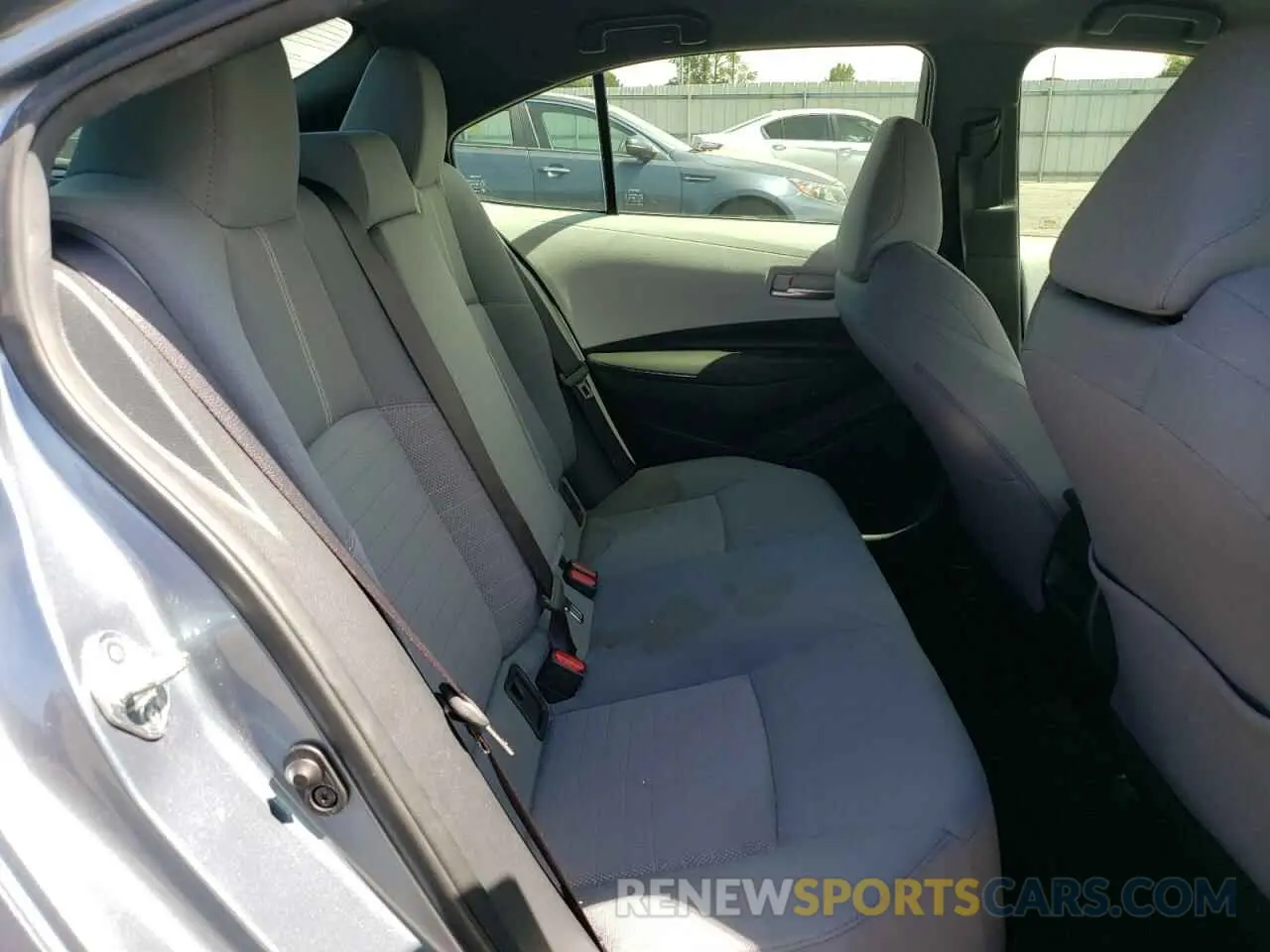 10 fotografías del automóvil dañado JTDS4RCE6LJ013438 TOYOTA COROLLA 2020