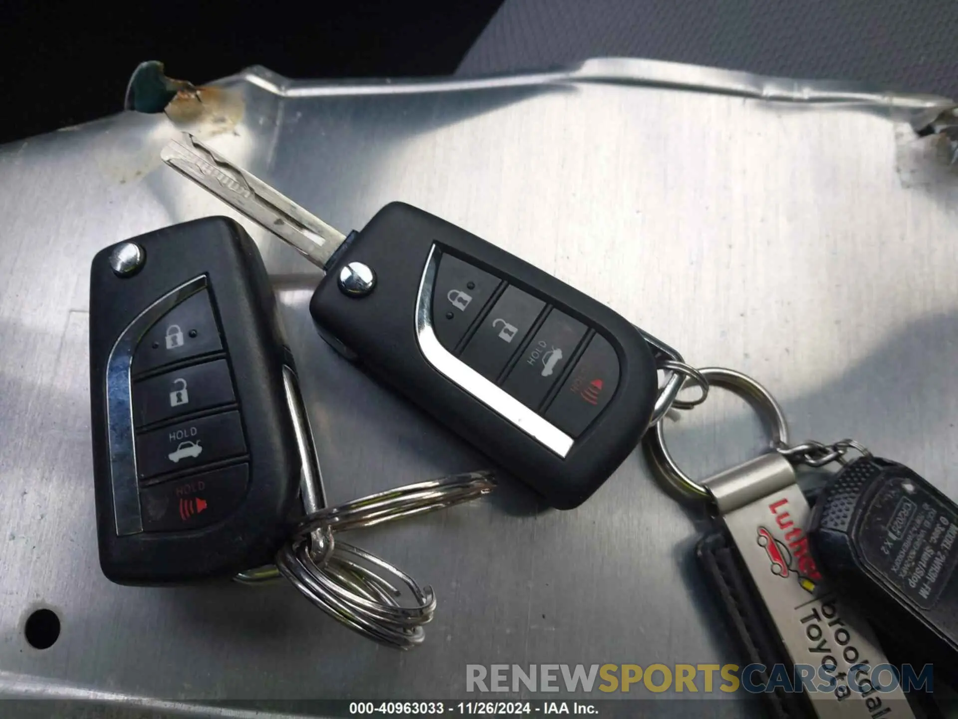 11 fotografías del automóvil dañado JTDS4RCE6LJ016954 TOYOTA COROLLA 2020