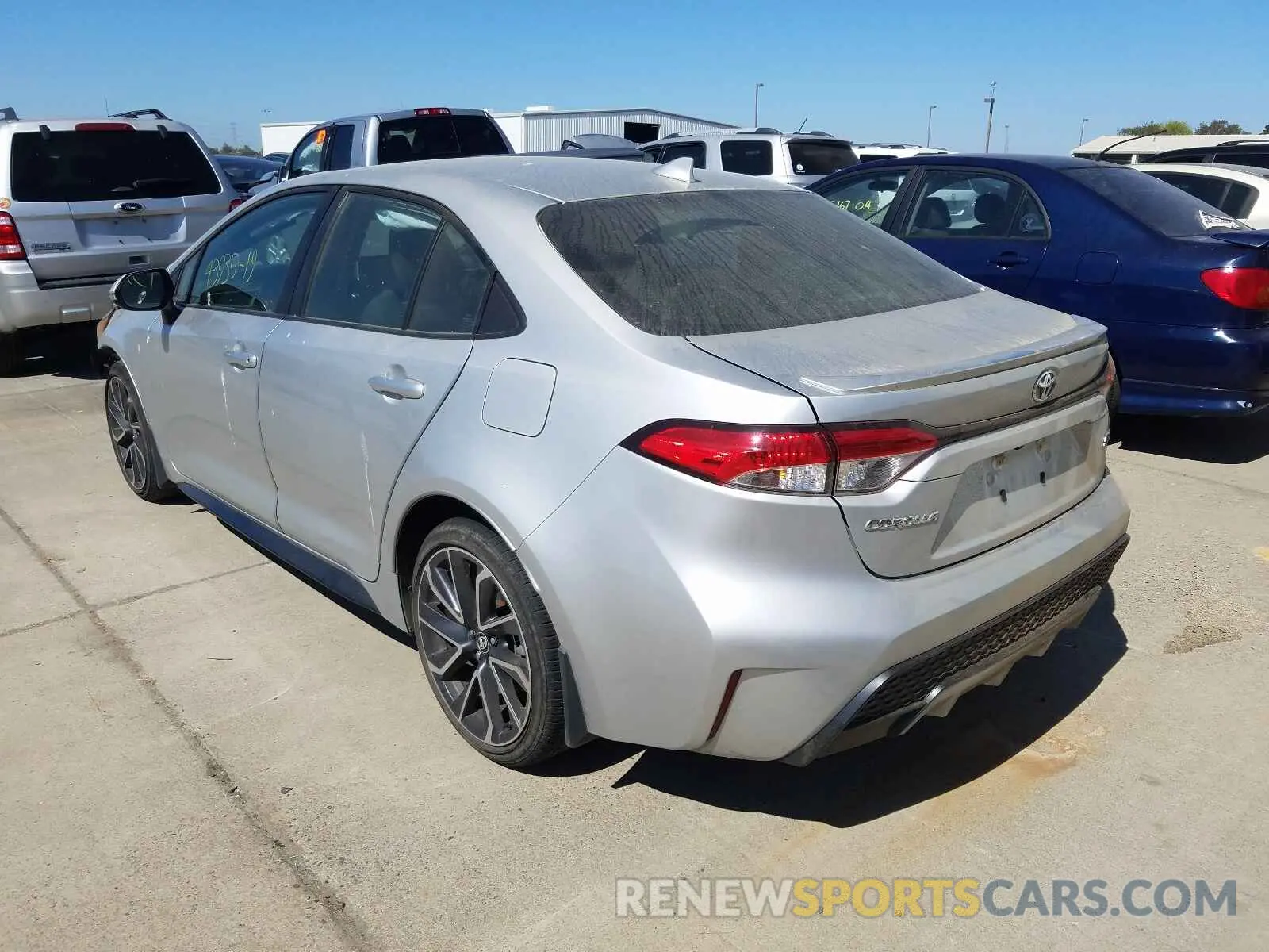 3 fotografías del automóvil dañado JTDS4RCE7LJ002433 TOYOTA COROLLA 2020