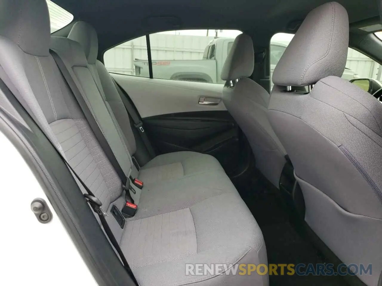 10 fotografías del automóvil dañado JTDS4RCE7LJ032516 TOYOTA COROLLA 2020
