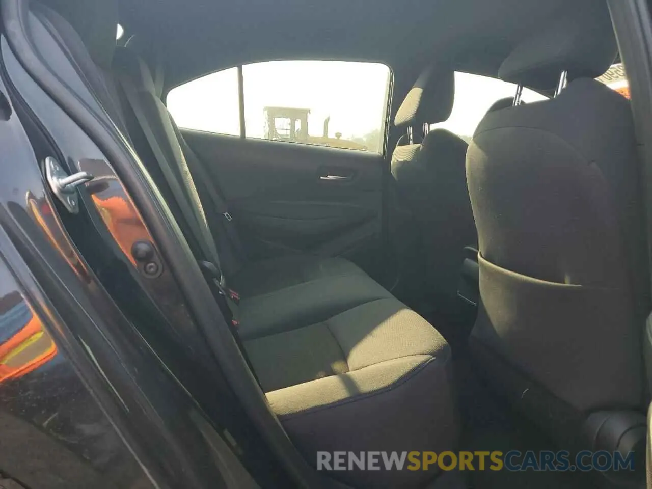 10 fotografías del automóvil dañado JTDS4RCE7LJ050966 TOYOTA COROLLA 2020